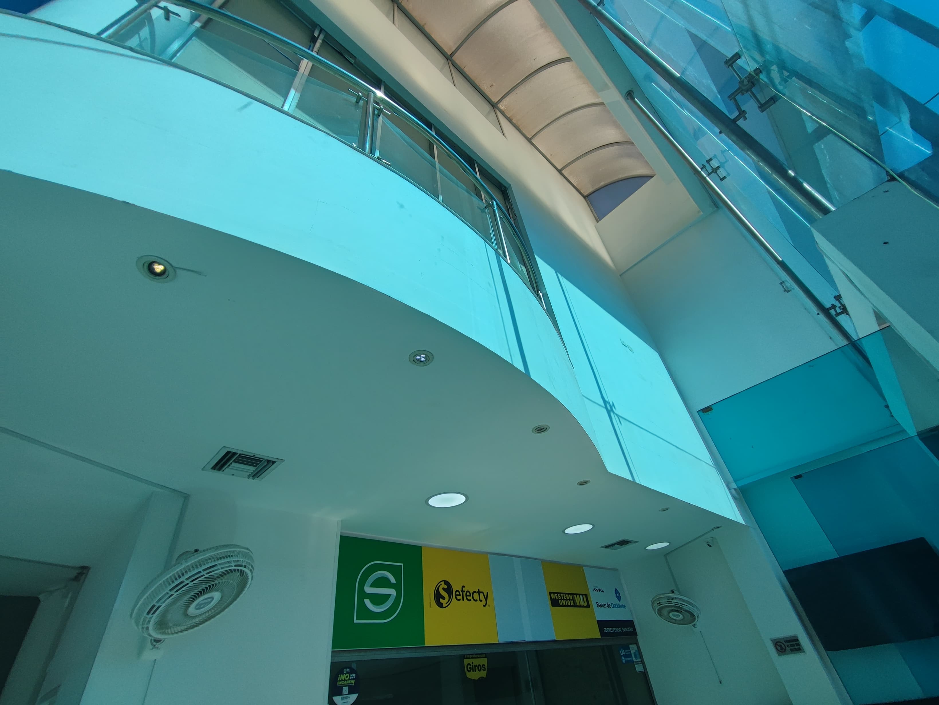 LOCAL EN VENTA BAZURTO - CARTAGENA