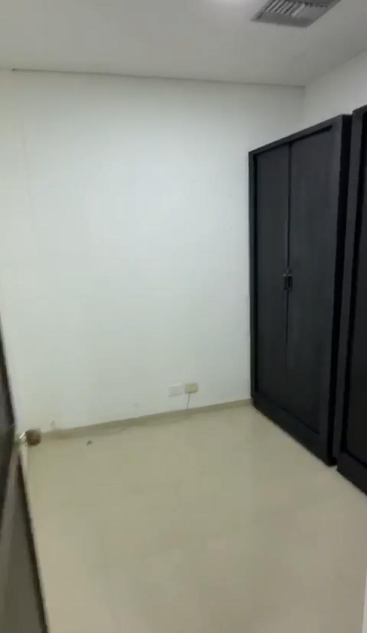 ARRIENDO OFICINA EN EL BOSQUE