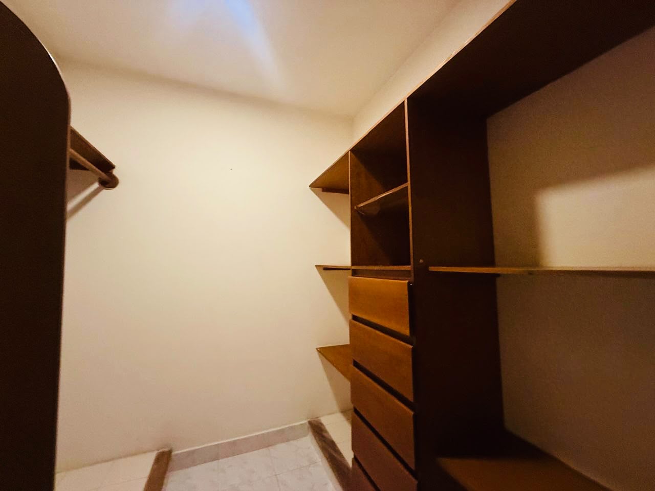 APARTAMENTO EN ARRIENDO EN MANGA-CARTAGENA