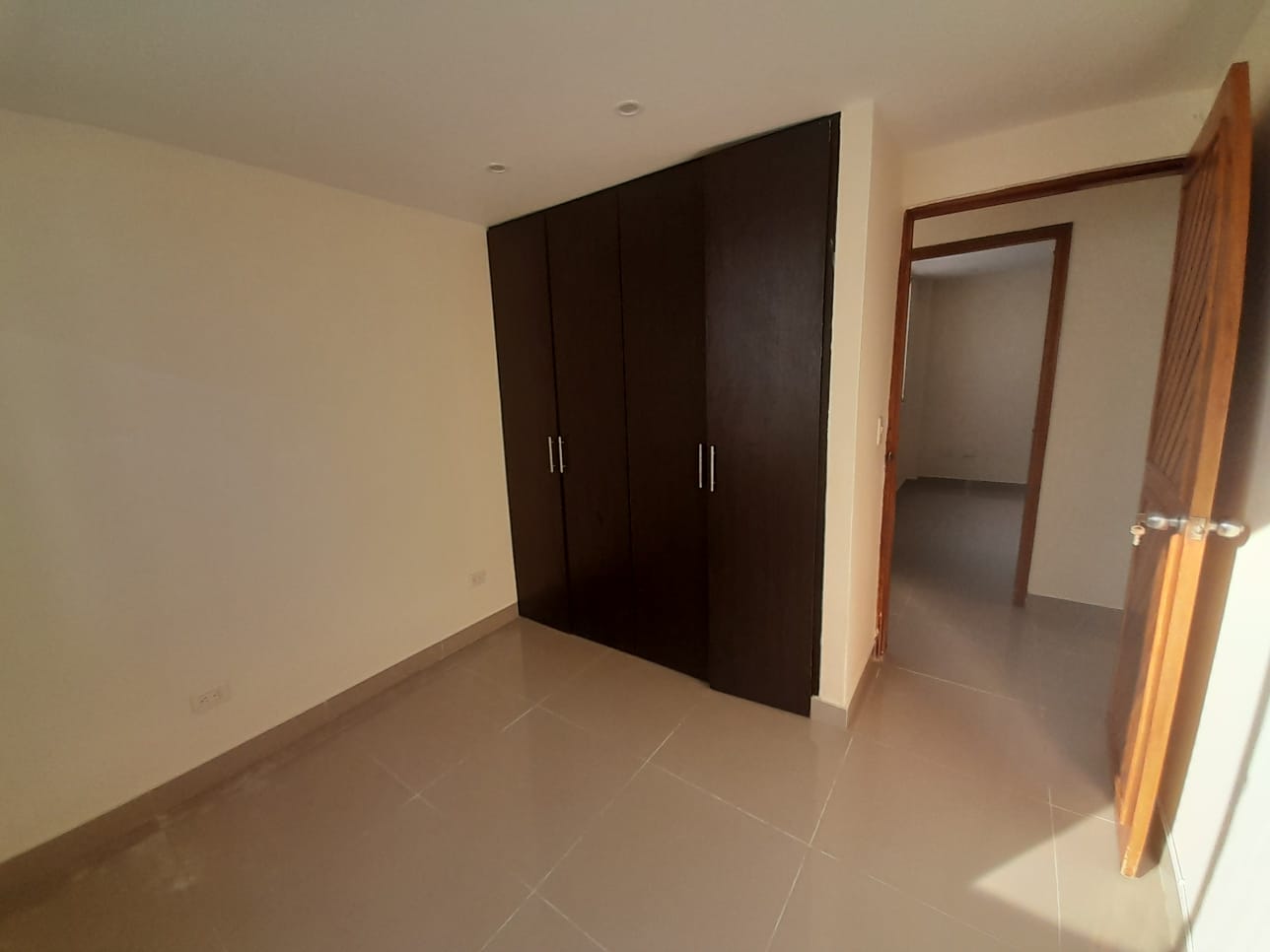 APARTAMENTO PARA ARRIENDO  EN MANGA CARTAGENA