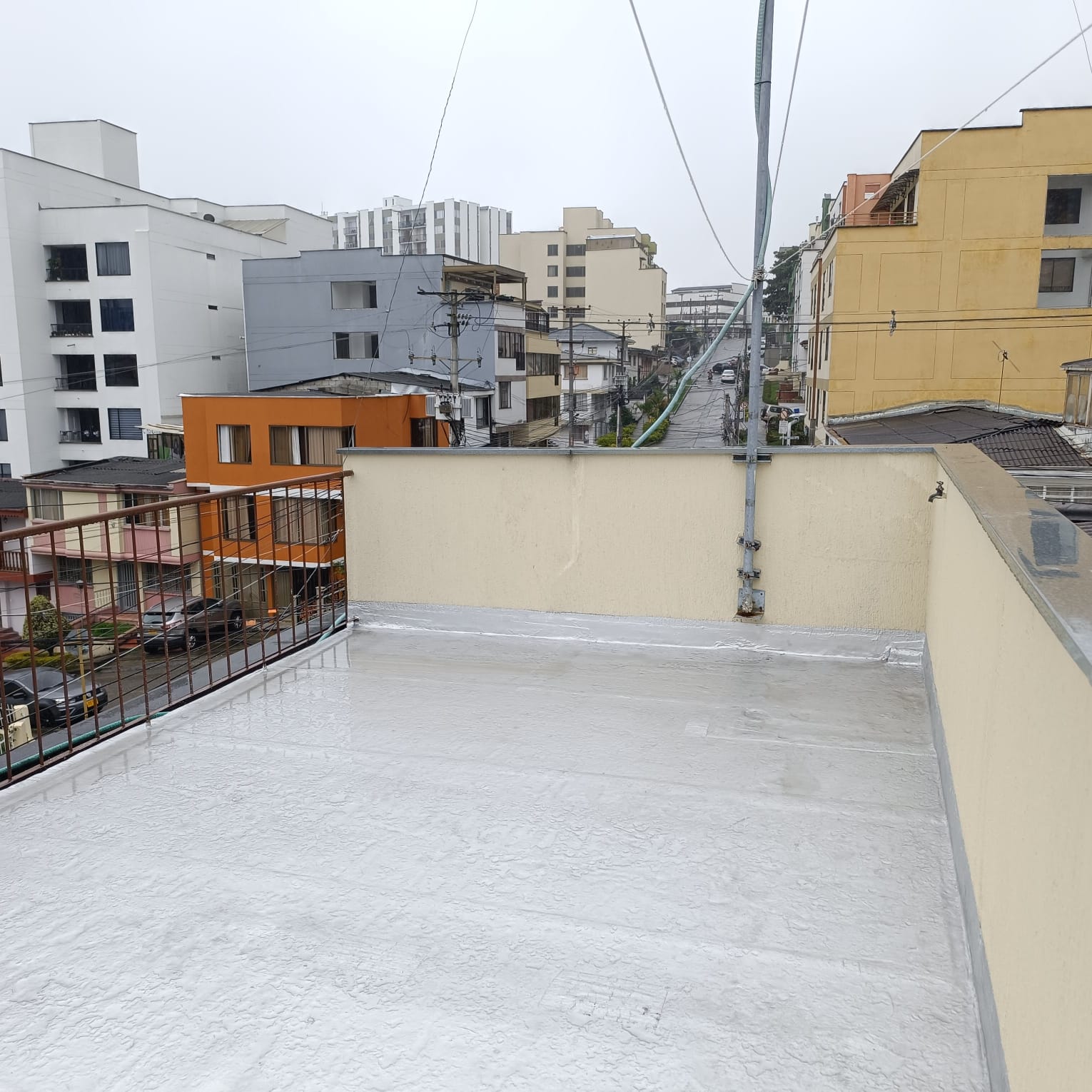 CASA EN VENTA EN LA ARBOLEDA