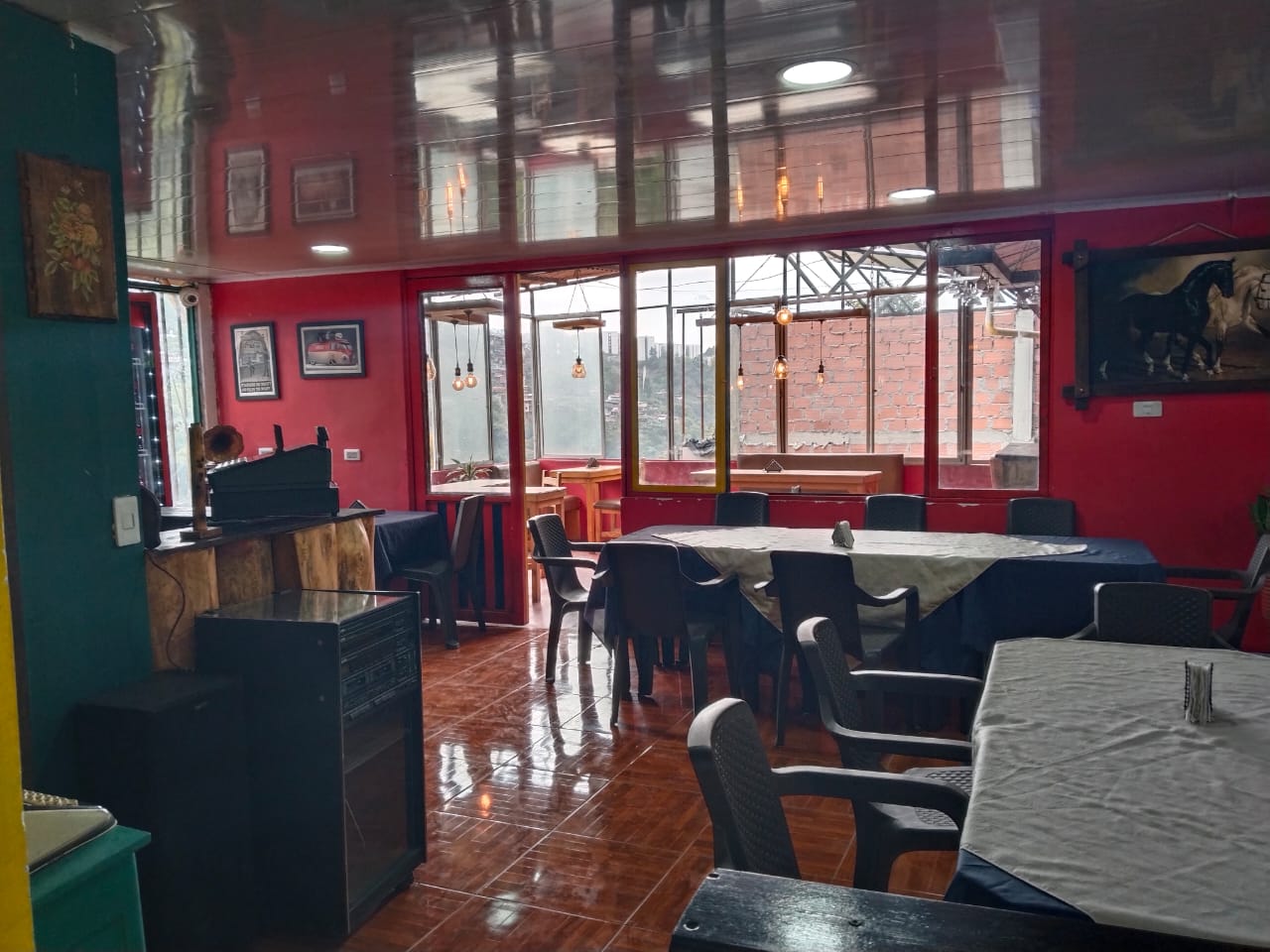 ARRIENDO LOCAL  SECTOR  VIA NEIRA  VILLAJULIA