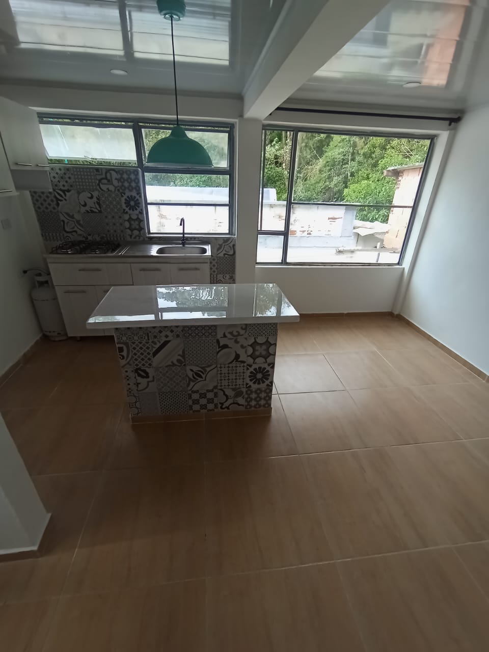 ARRIENDO APARTAESTUDIO SECTOR SAN ISIDRO