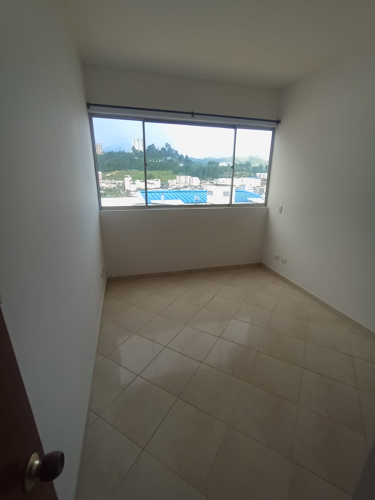 ARRIENDO APARTAMENTO EN MILAN