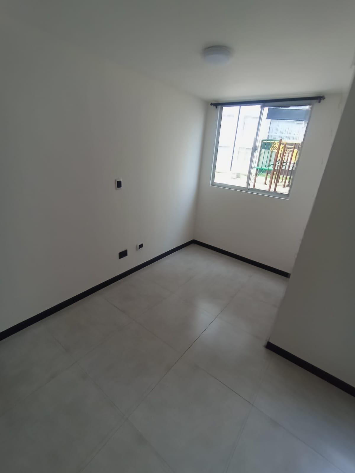 ARRIENDO APARTAMENTO EN CAMBULOS