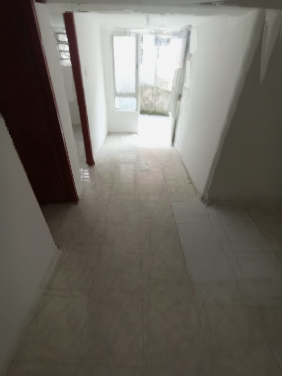 SE ARRIENDA APARTA ESTUDIO EN BARRIO 20 DE JULIO
