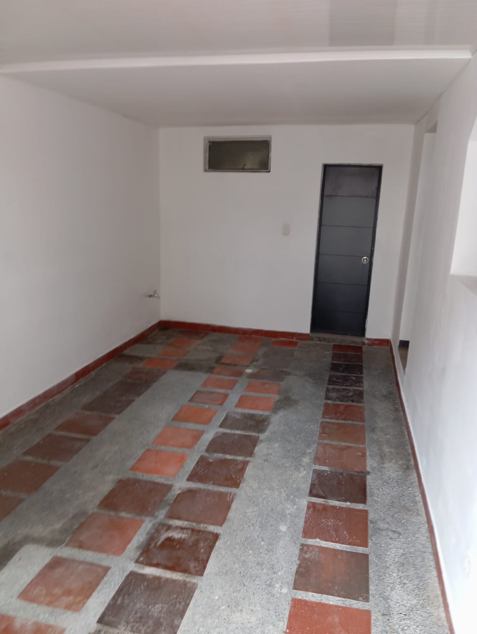 CASA EN RENTA LA LEONORA