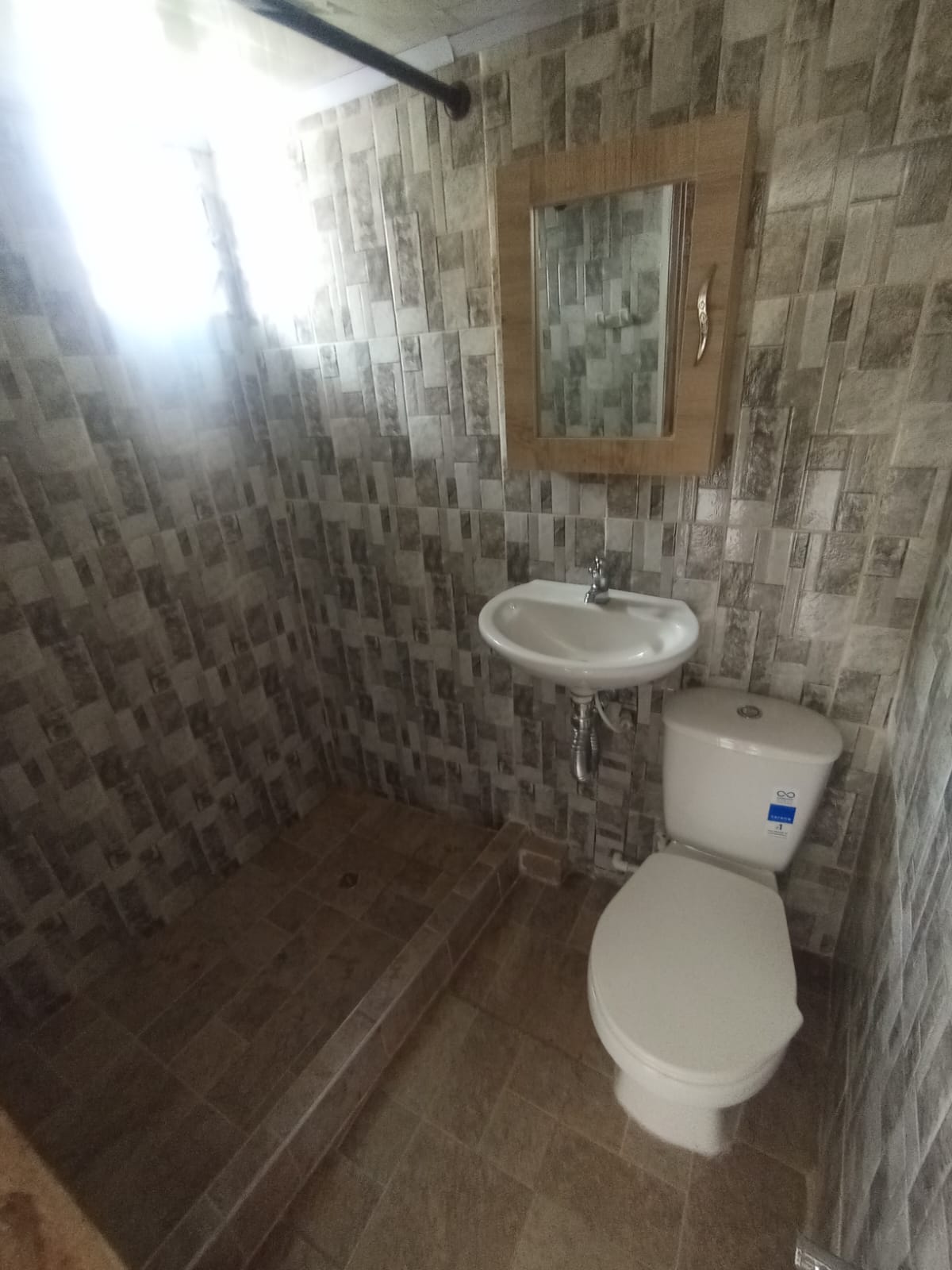 ARRIENDO CASA LAS AMERICAS