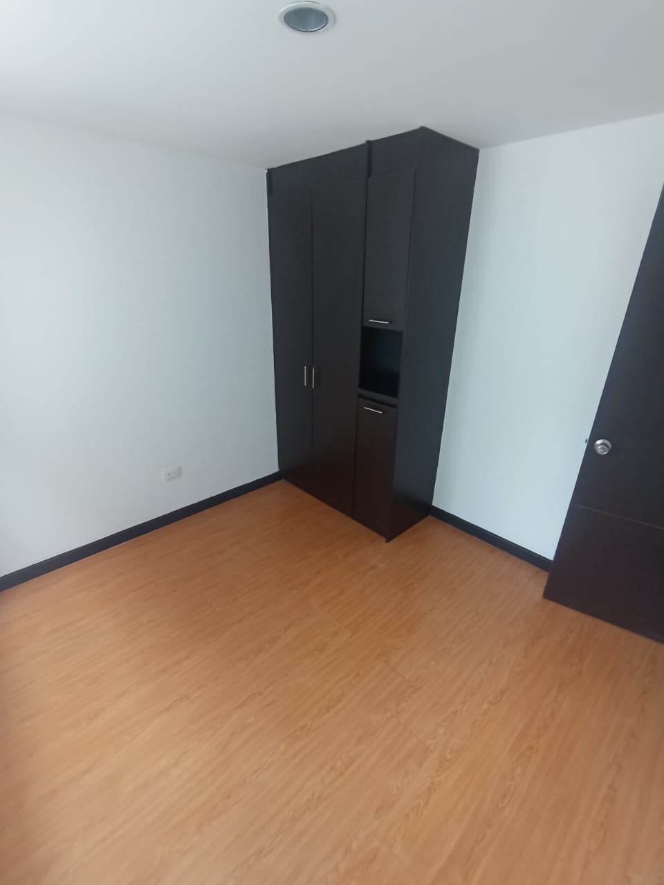 ARRIENDO APARTAMENTOEN CAMPOHERMOSO
