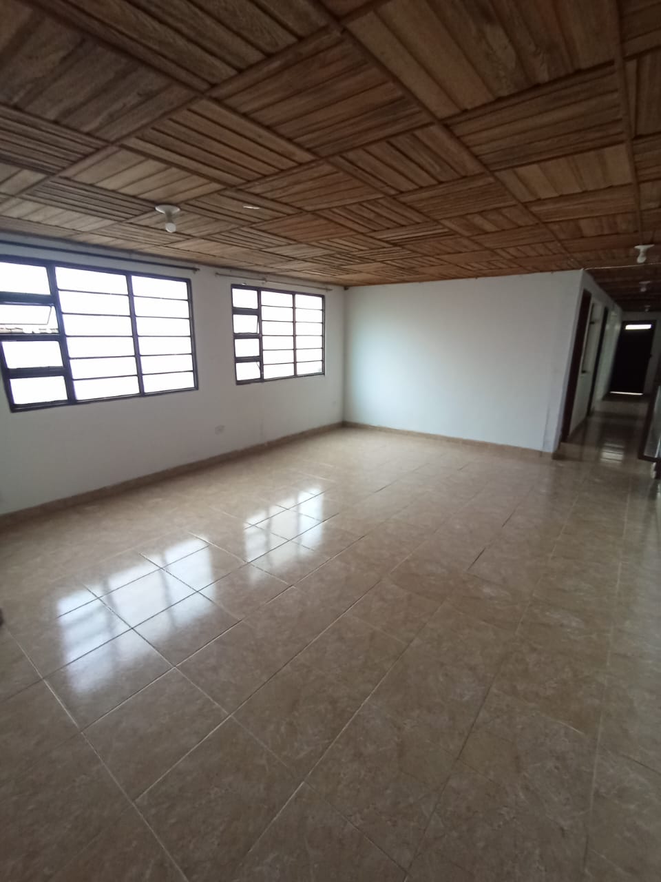 ARRIENDO CASA BAJOS EN LA ESTRELLA