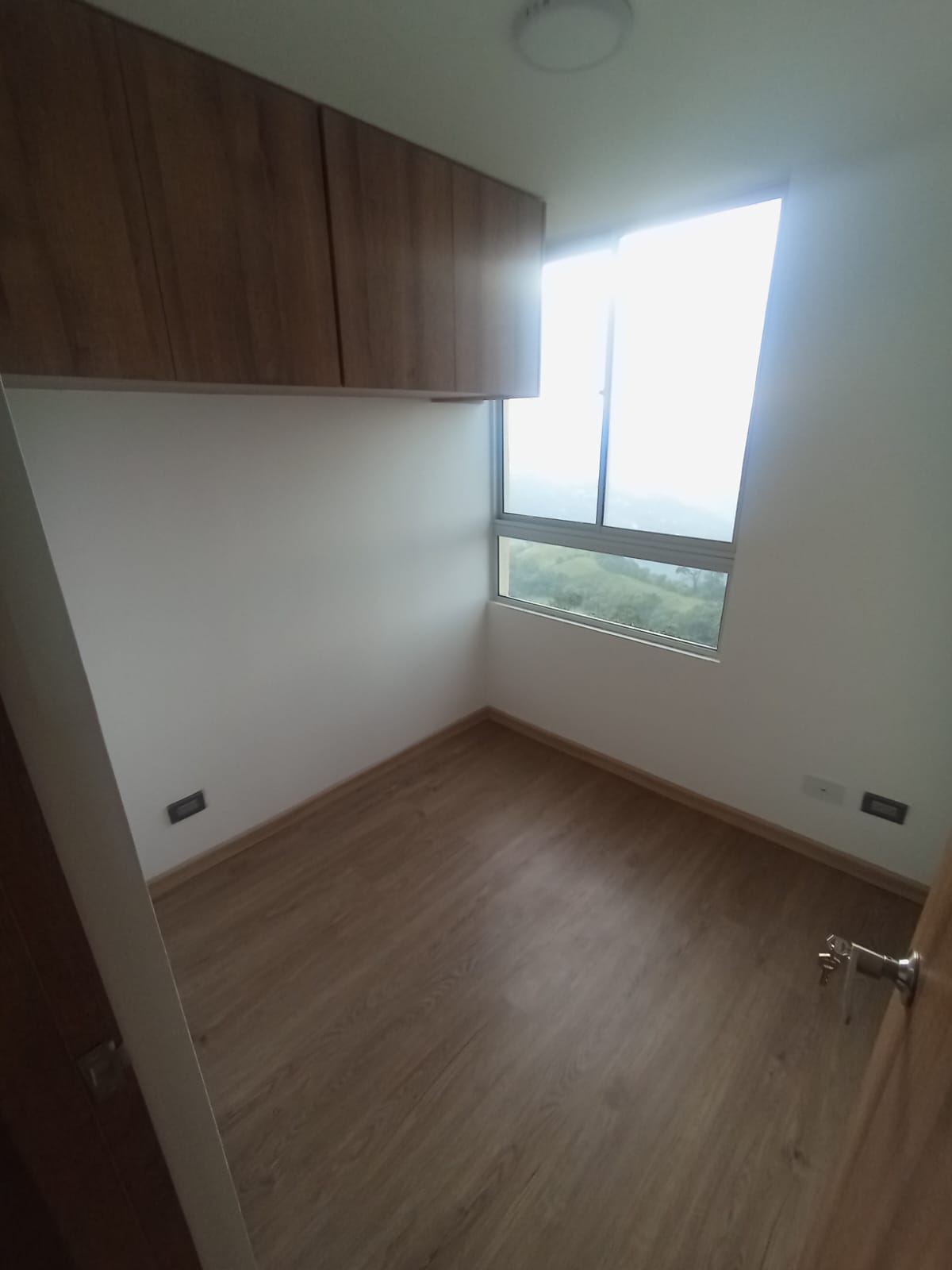 ARRIENDO APARTAMENTO EN ALCAZARES