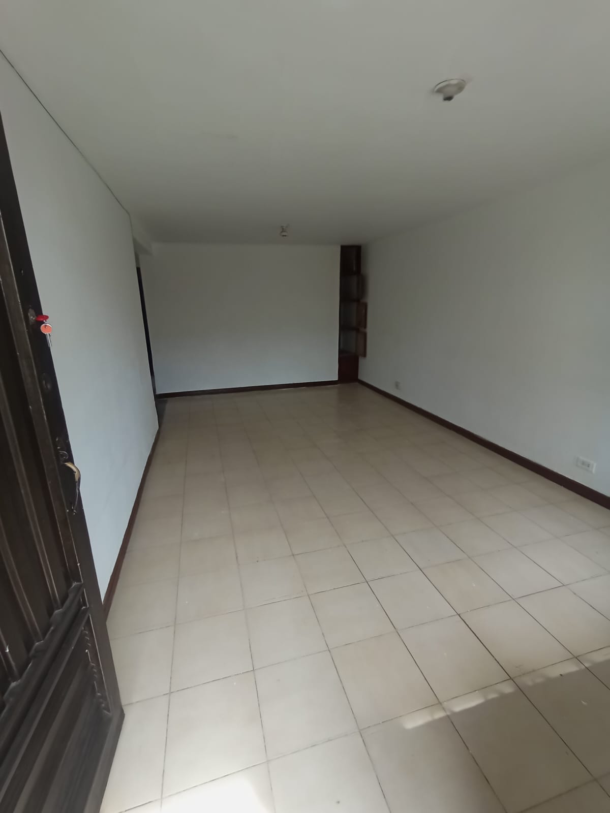 SE ARRIENDA APARTAMENTO EN CAMPO HERMOSO