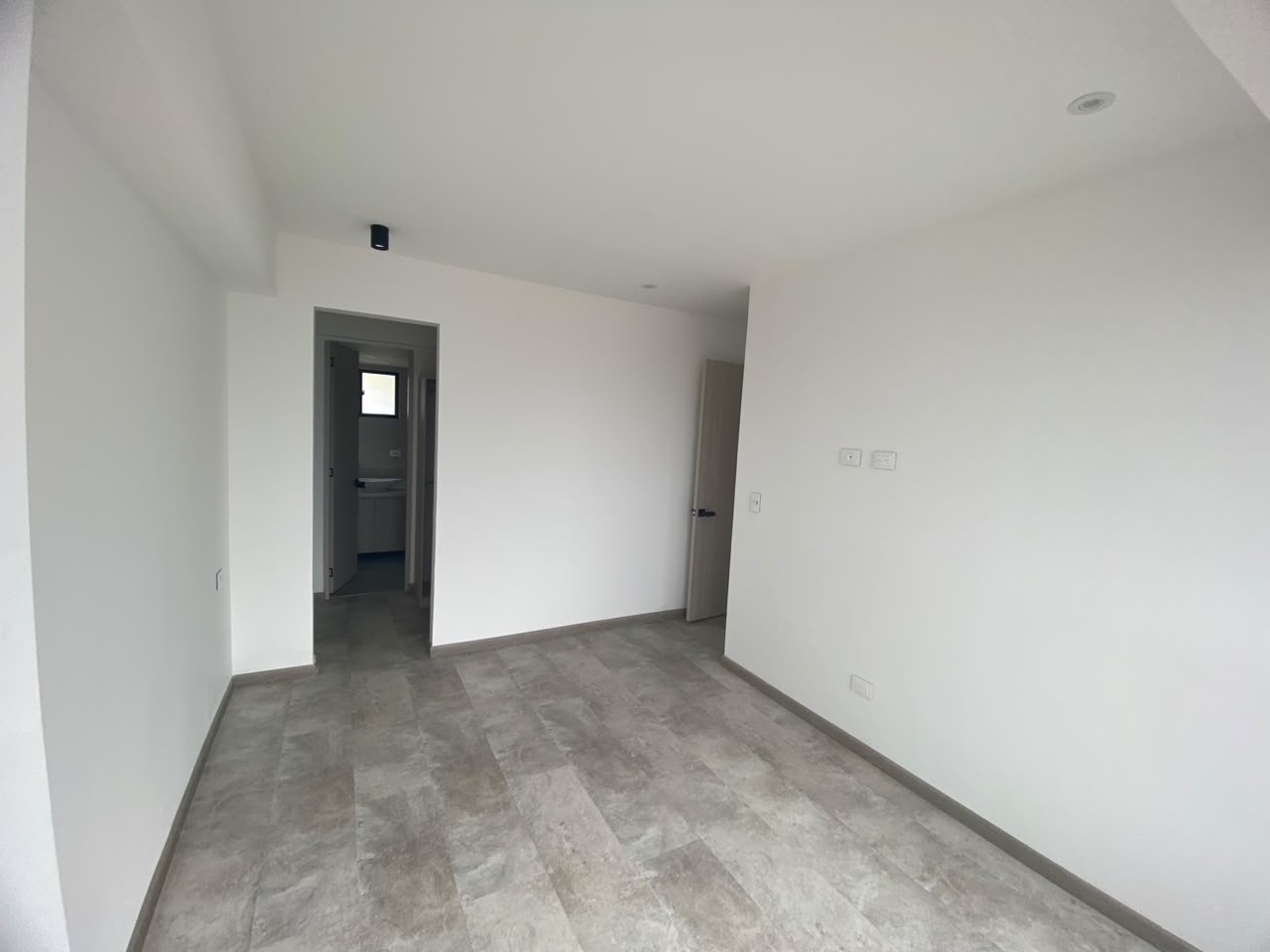 Se arrienda apartamento en Chipre