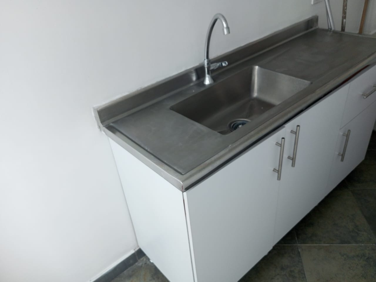 ARRIENDO CASA COMERCIAL AV SANTANDER
