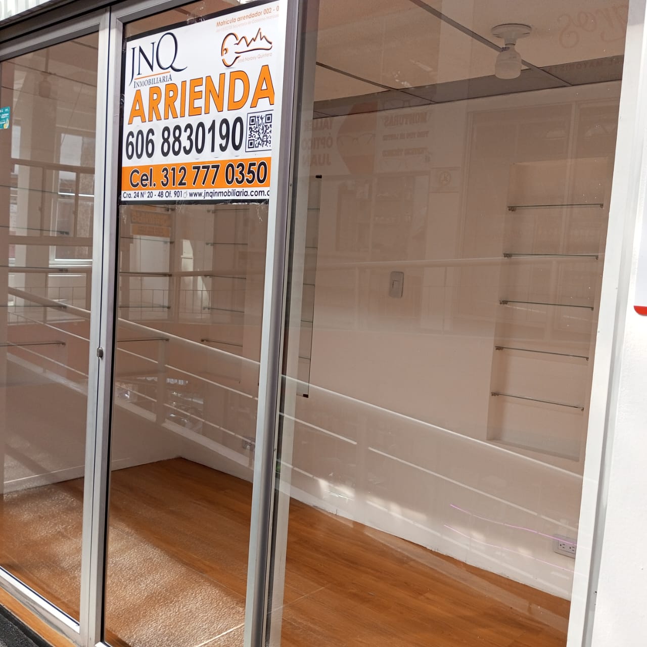 ARRIENDO LOCALES COMERCIALES