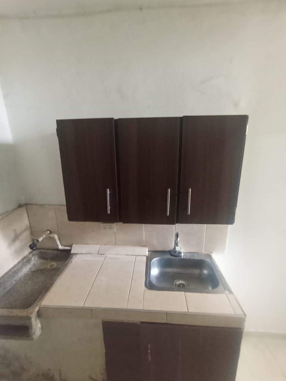 ARRIENDO APARTAESTUDIO SECTOR LINARES