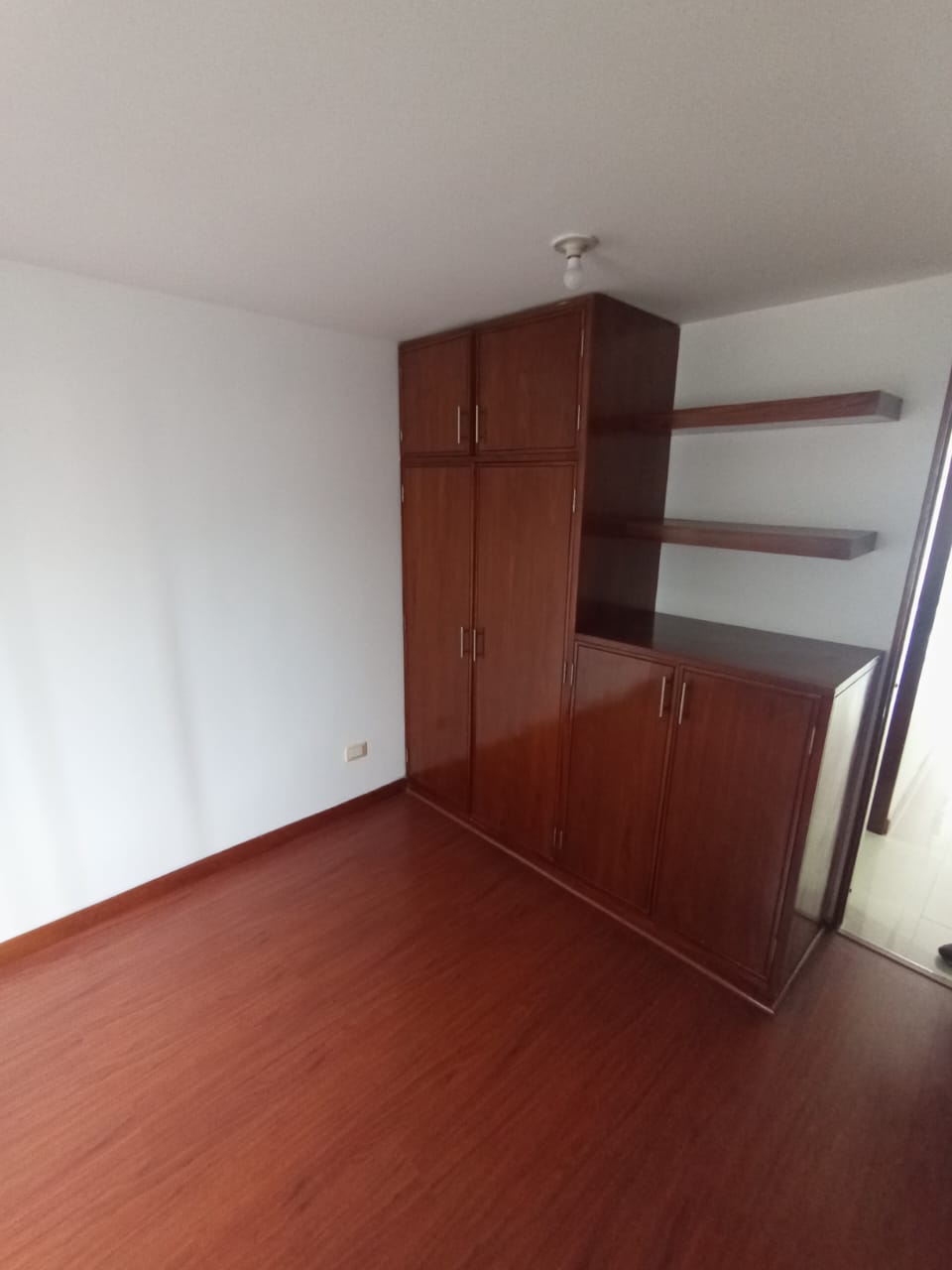ARRIENDO APARTAESTUDIO SECTOR ALTA SUIZA