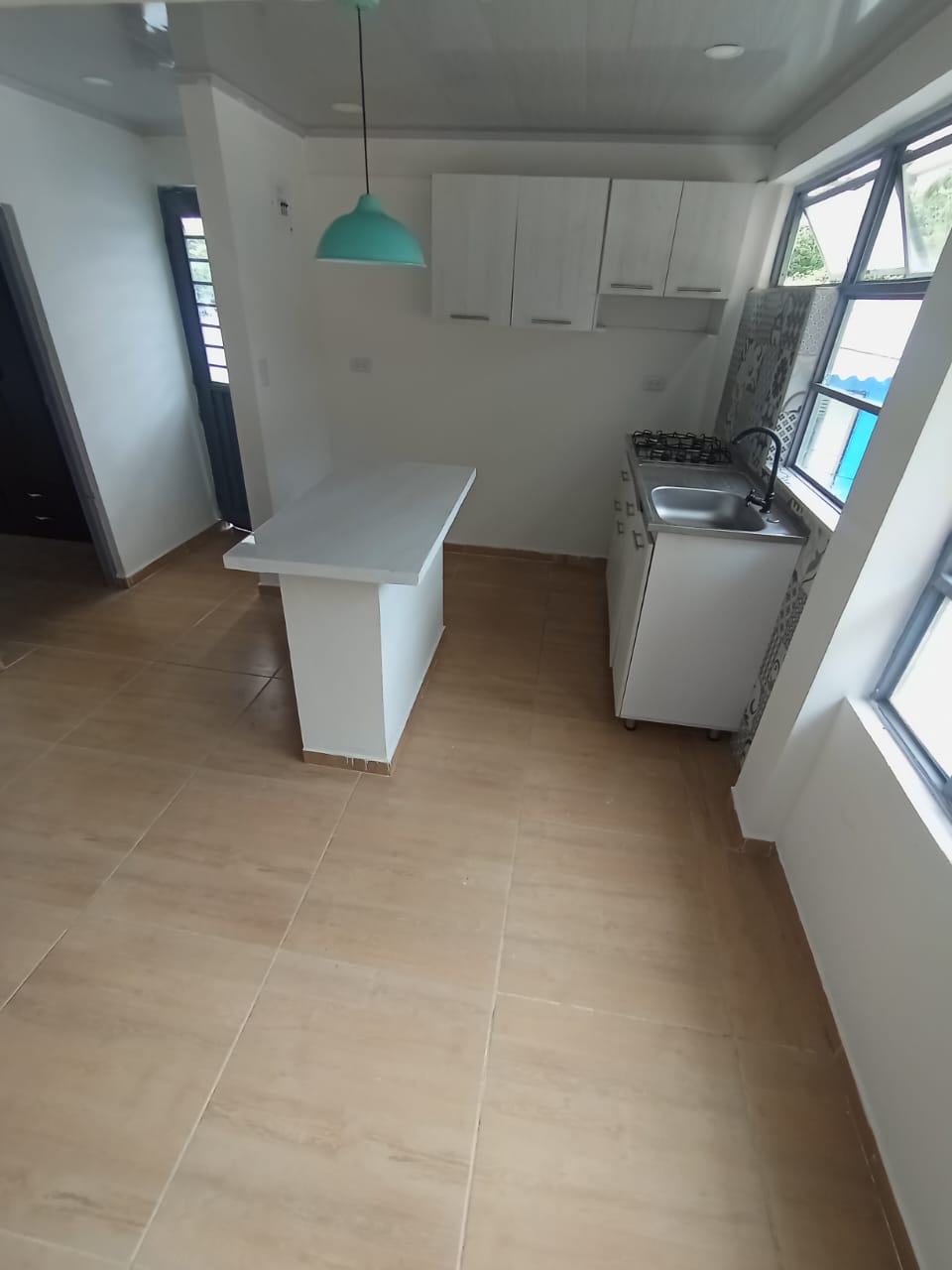 ARRIENDO APARTAESTUDIO SECTOR SAN ISIDRO