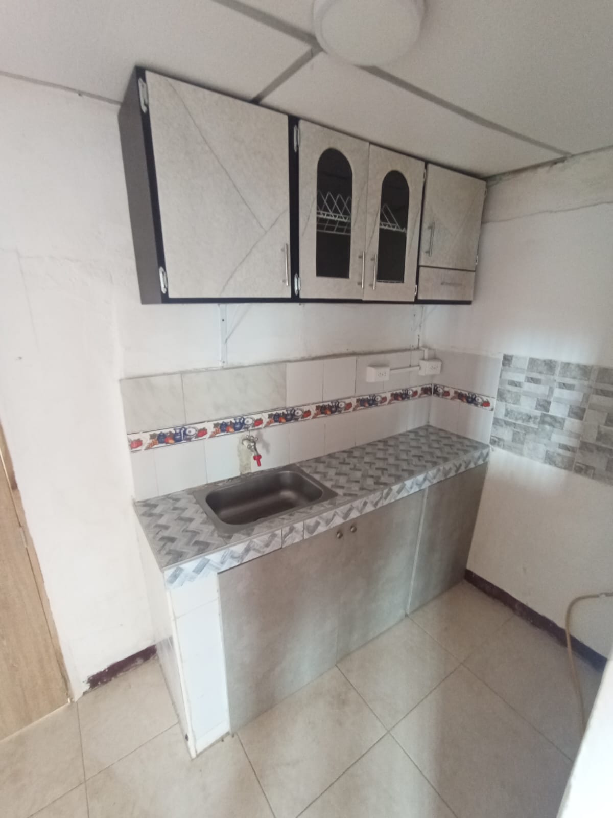 ARRIENDO CASA LAS AMERICAS