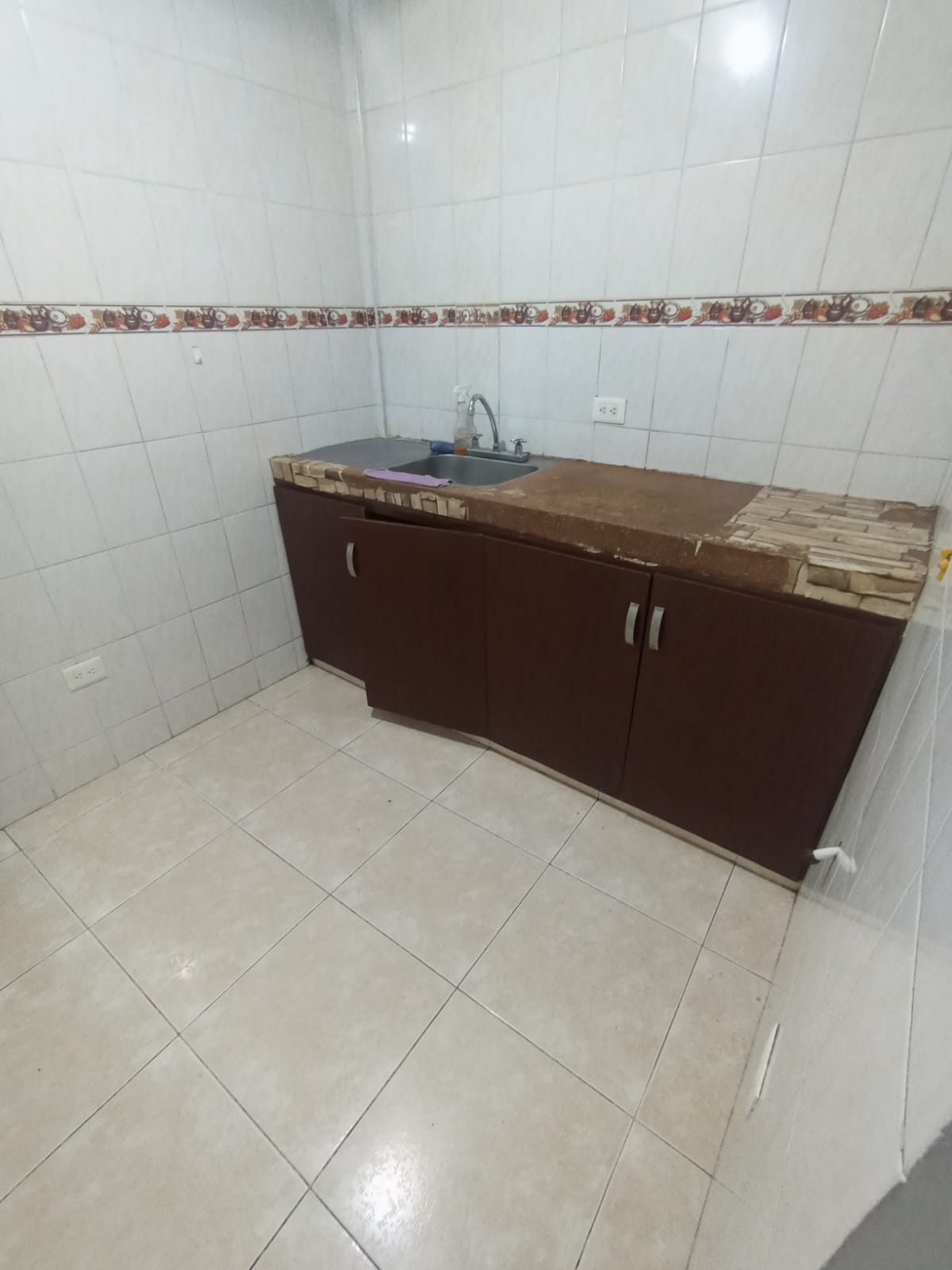 ARRIENDO APARTAMENTO EN LOS CEDROS