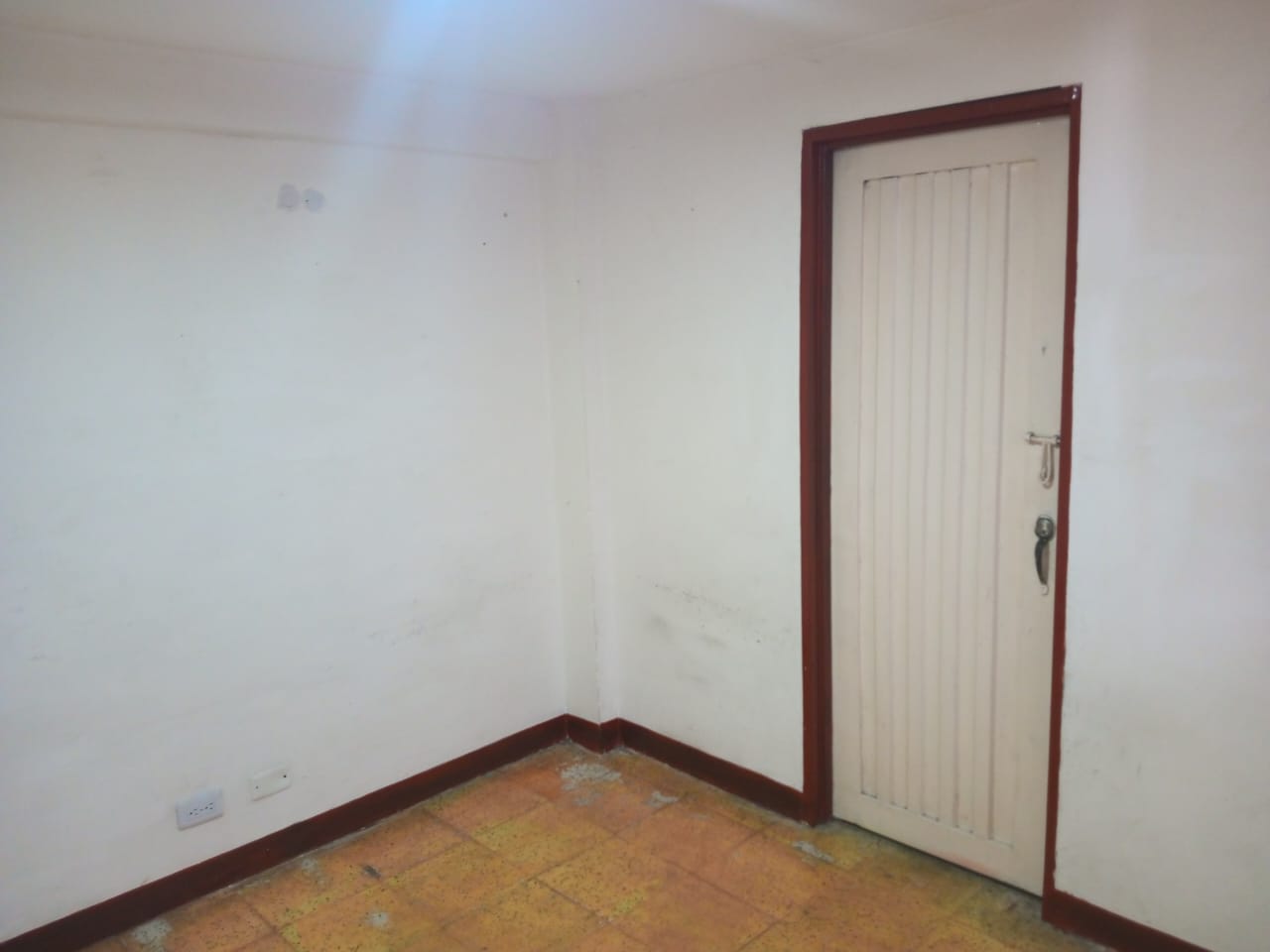 CASA EN VENTA CAMPOAMOR