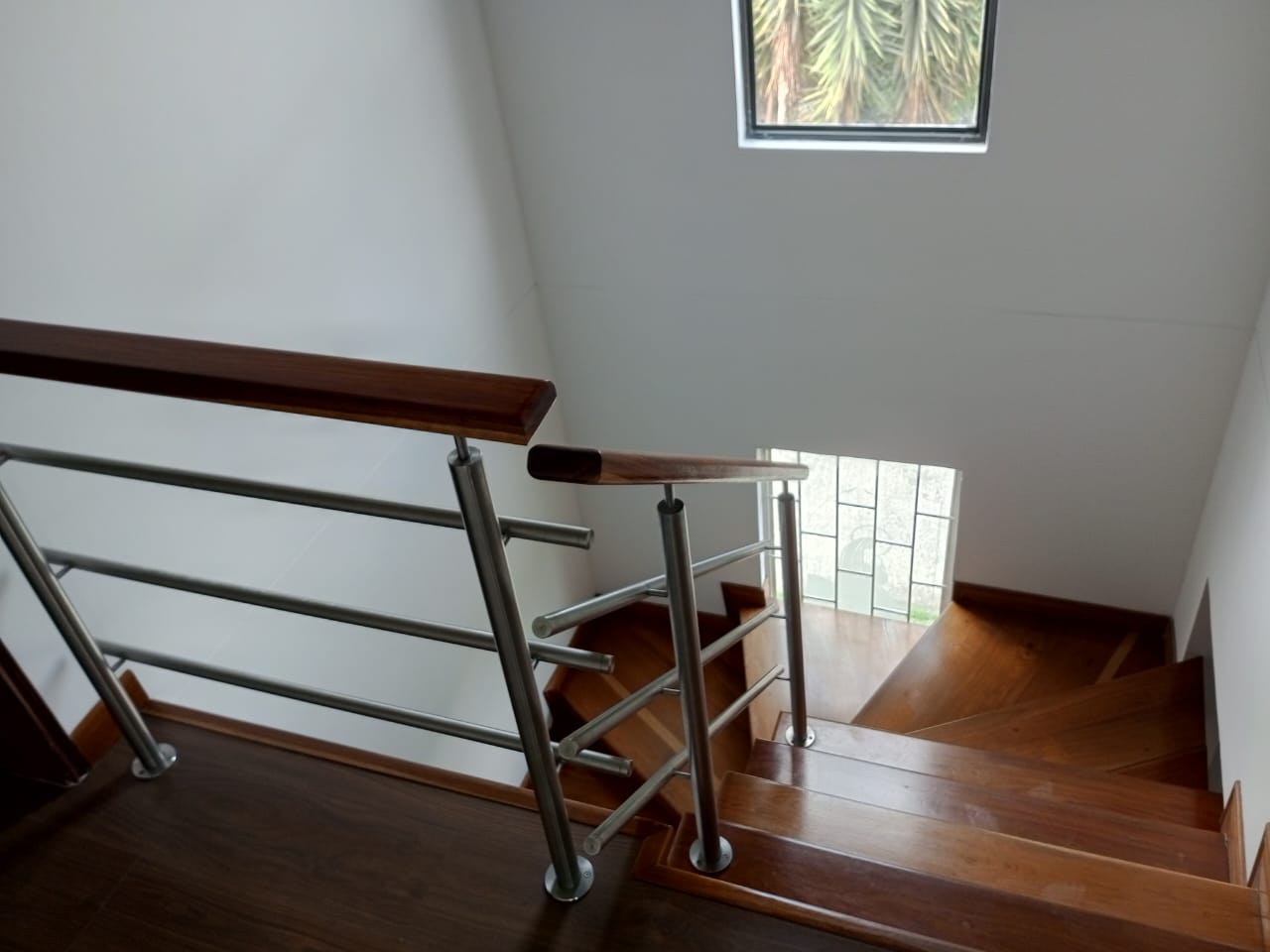 CASA EN VENTA LA ENEA