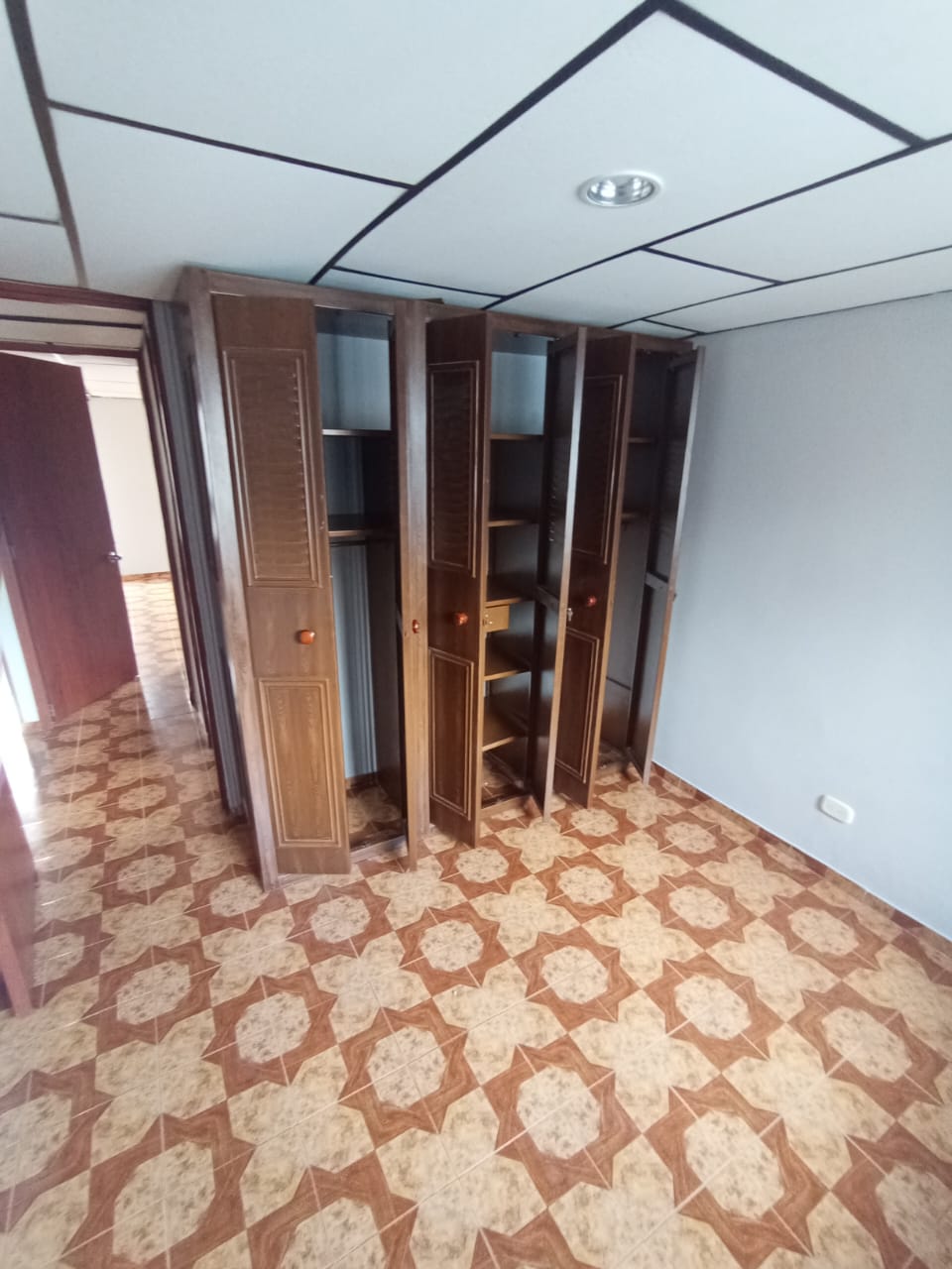 ARRIENDO CASA SECTOR VILLAMARIA