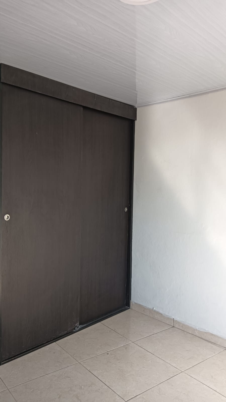 Venta casa barrio colombia