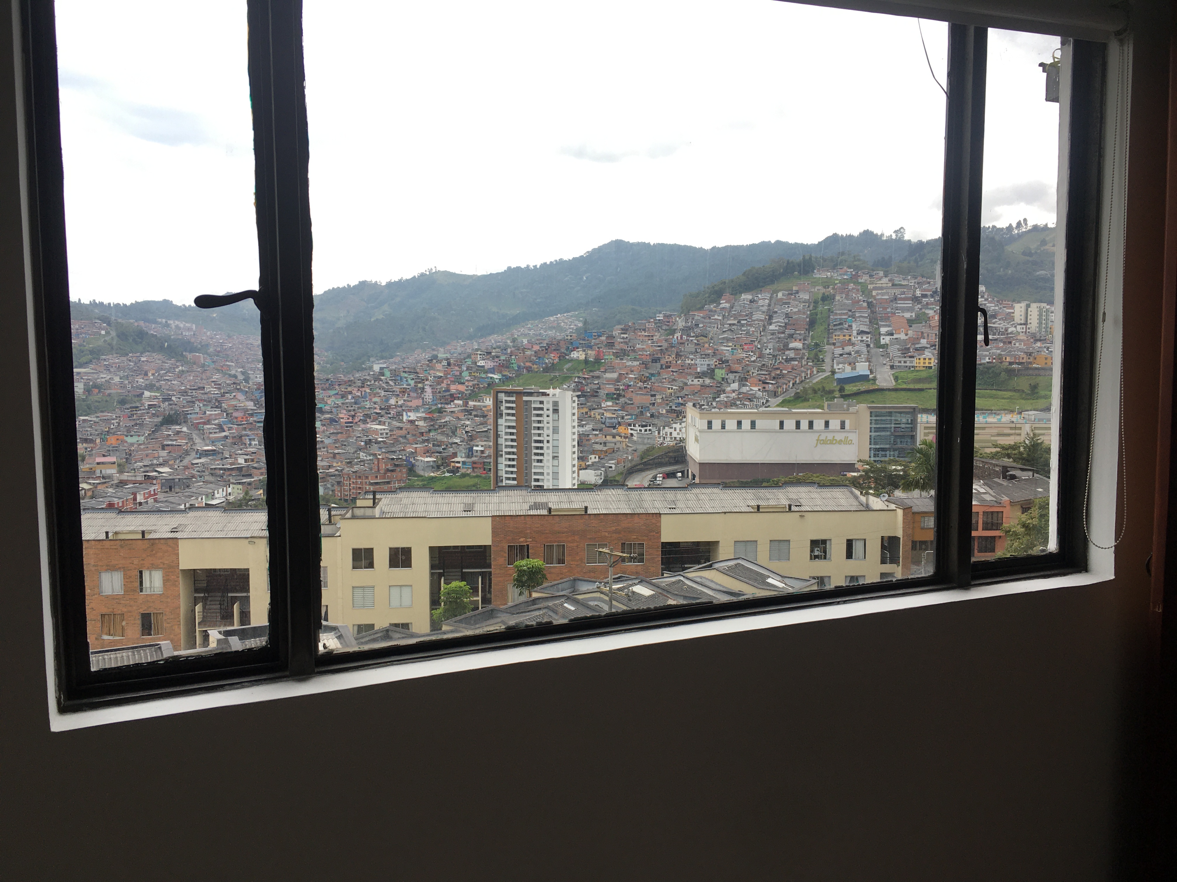 CASA EN VENTA  BIEN UBICADA EN LA ALTA LEONORA