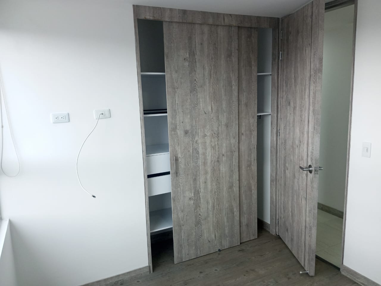 APARTAMENTO EN VENTA LA  ARGENTINA