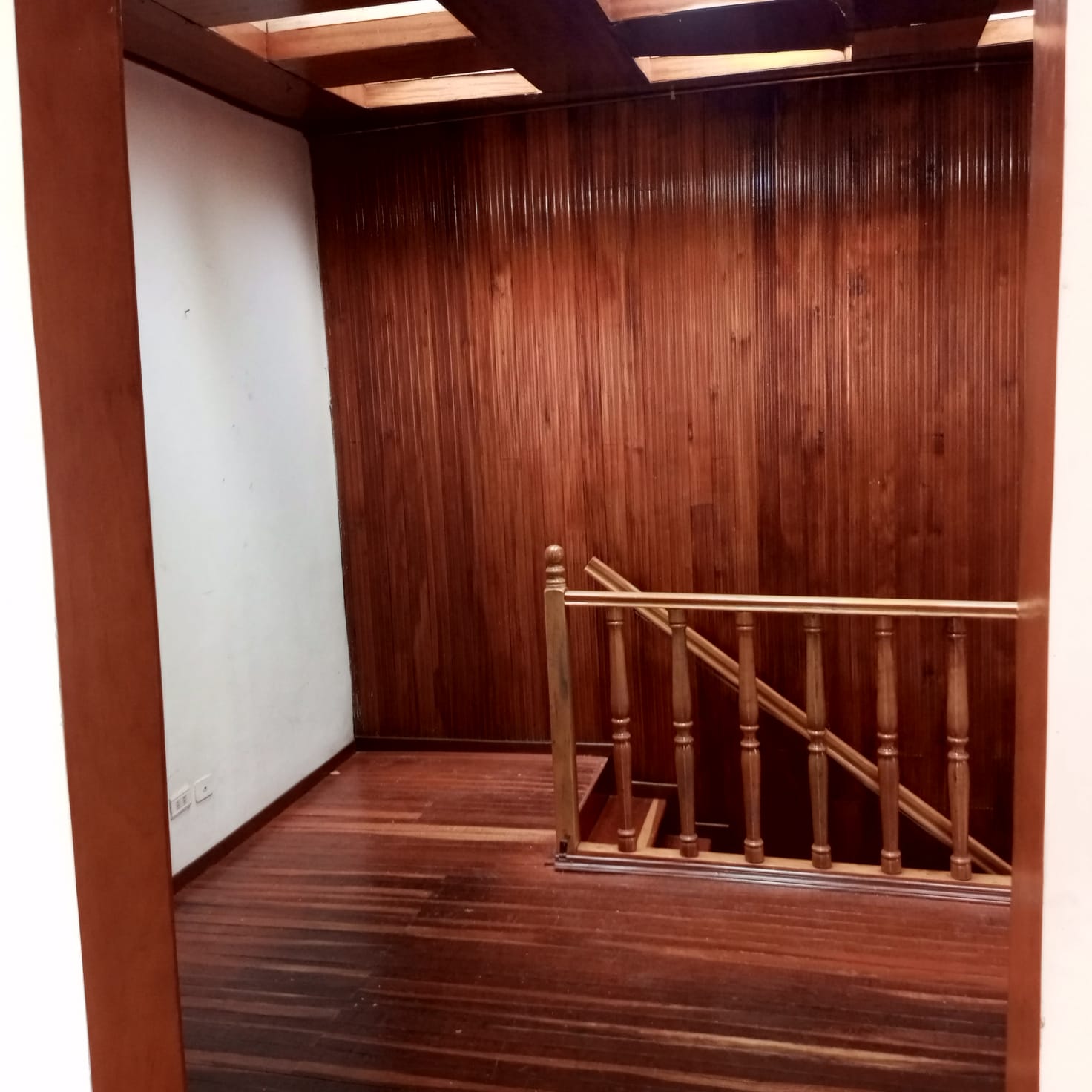 ARRIENDO CASA COMERCIAL SECTOR CENTRO