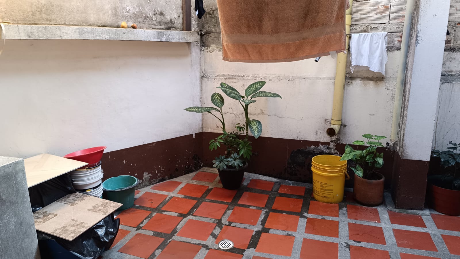 SE VENDE CASA CERCA UNIVERSIDAD MANIZALES