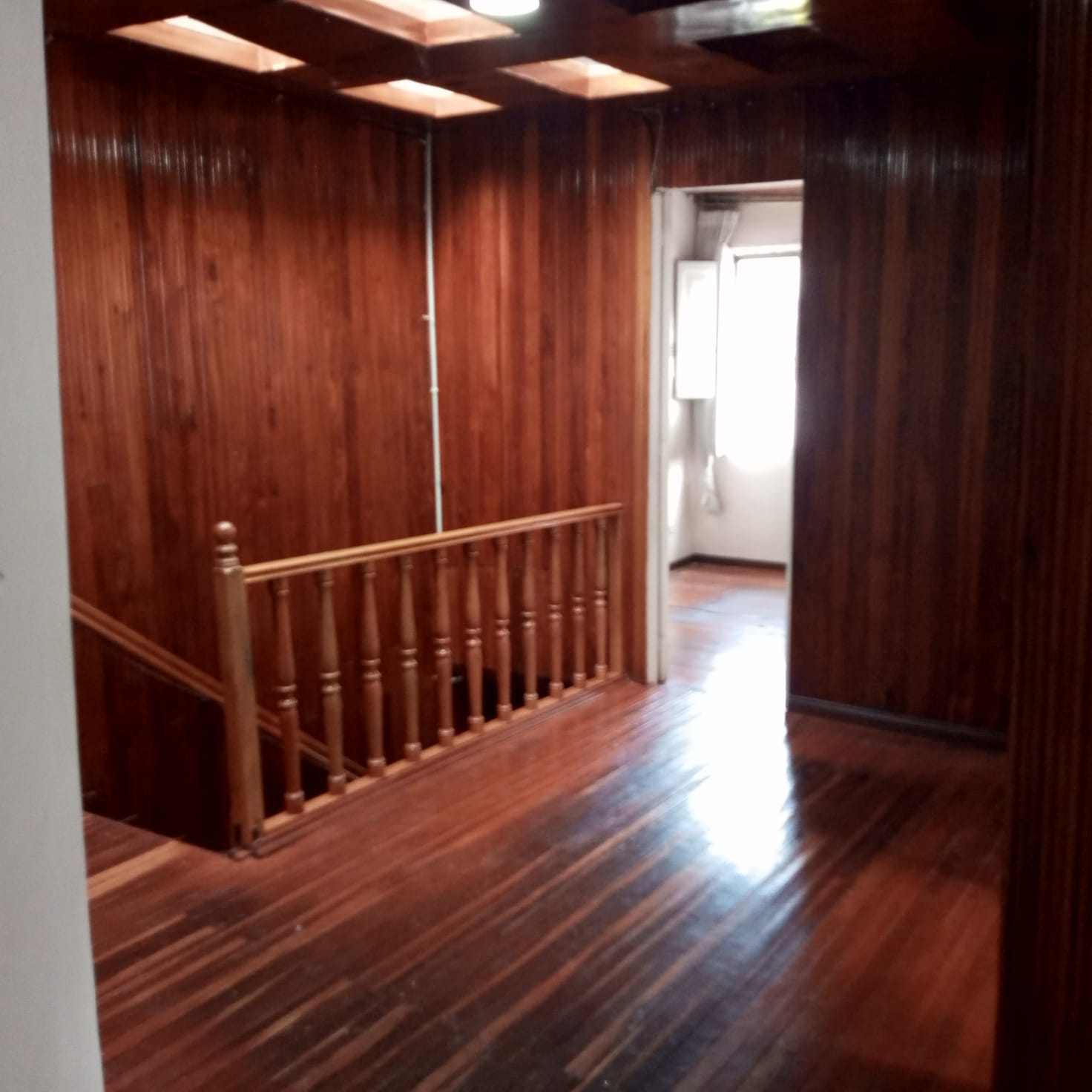 ARRIENDO CASA COMERCIAL SECTOR CENTRO