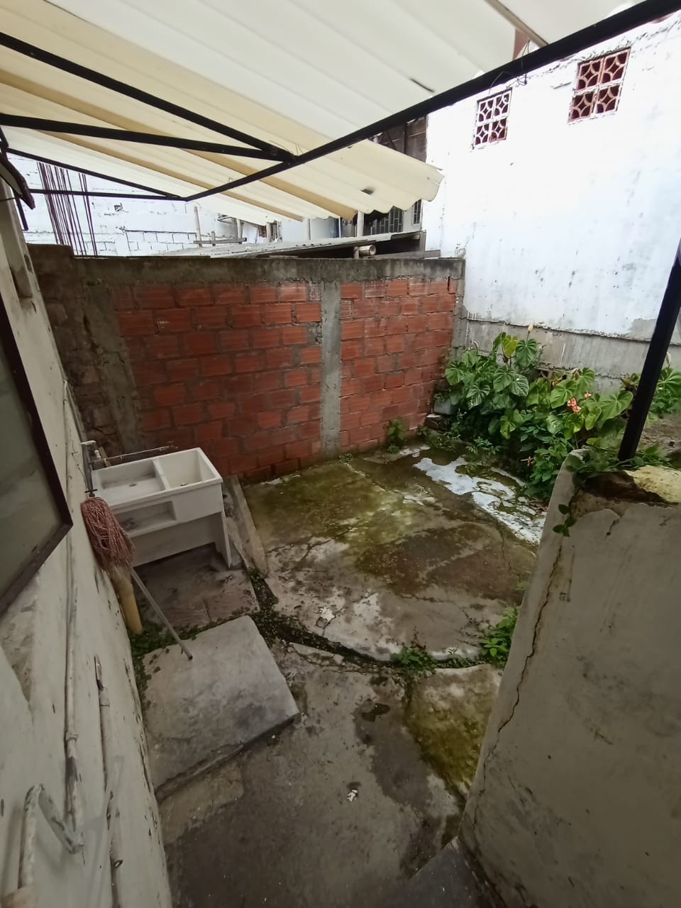 ARRIENDO CASA BAJOS EN LA ESTRELLA