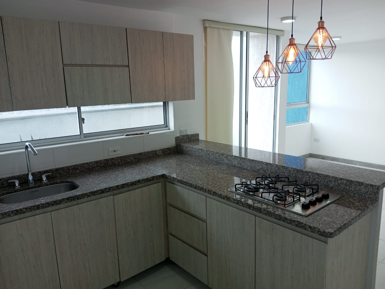 APARTAMENTO EN VENTA LA  ARGENTINA