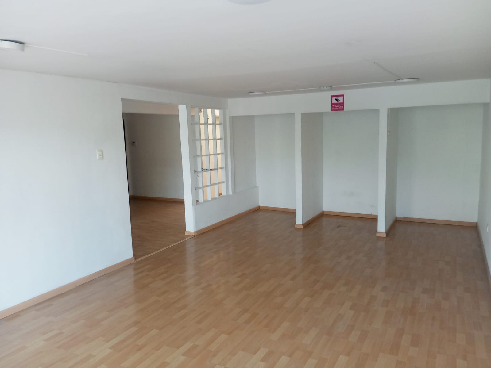 ARRIENDO LOCAL SECTOR AVENIDA SANTANDER