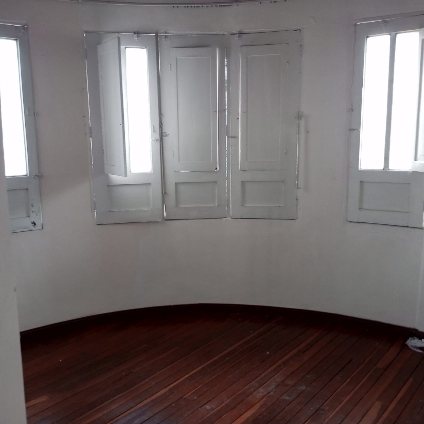 ARRIENDO CASA COMERCIAL SECTOR CENTRO