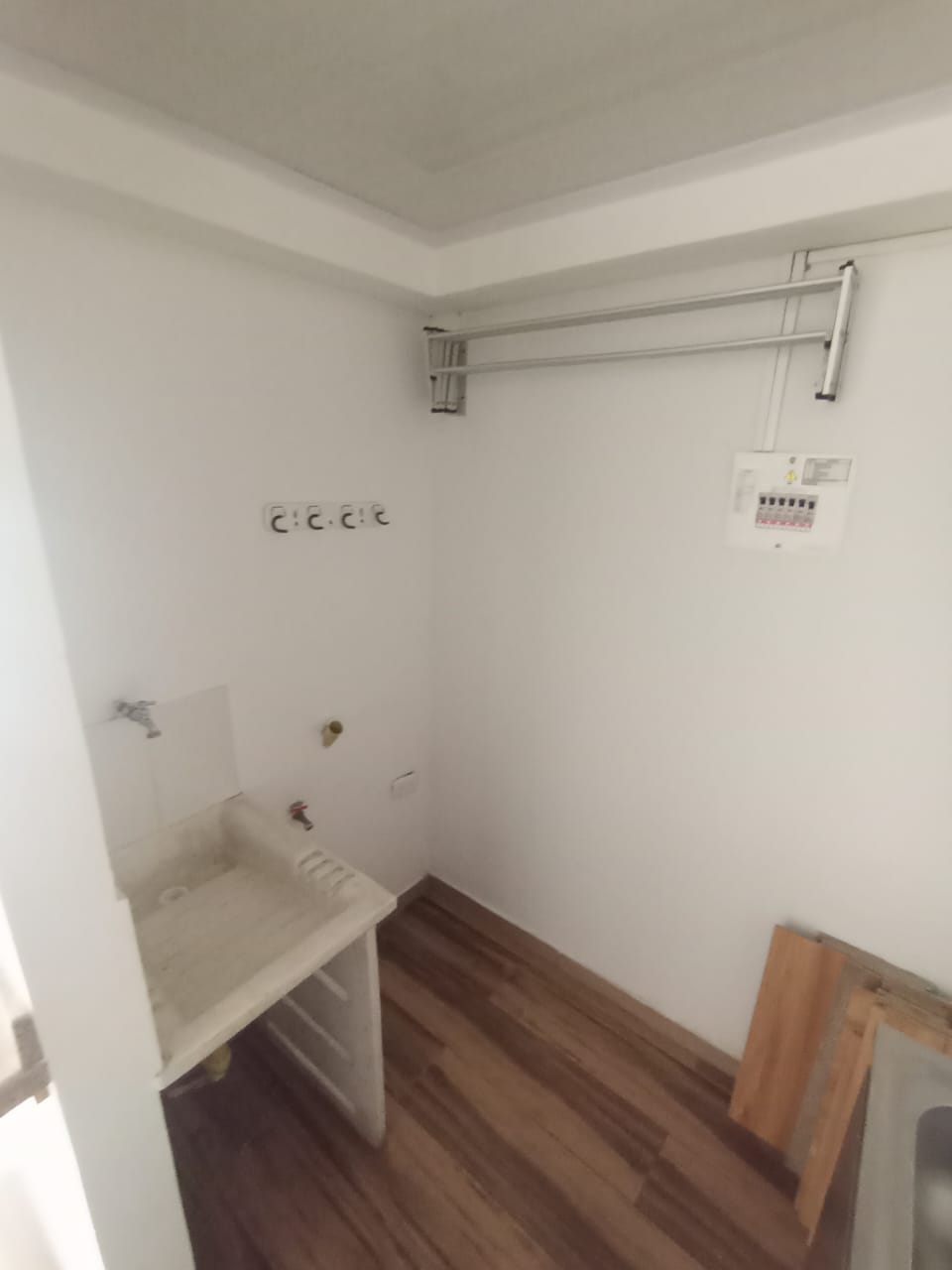 ARRIENDO APARTAMENTO EN NIZA