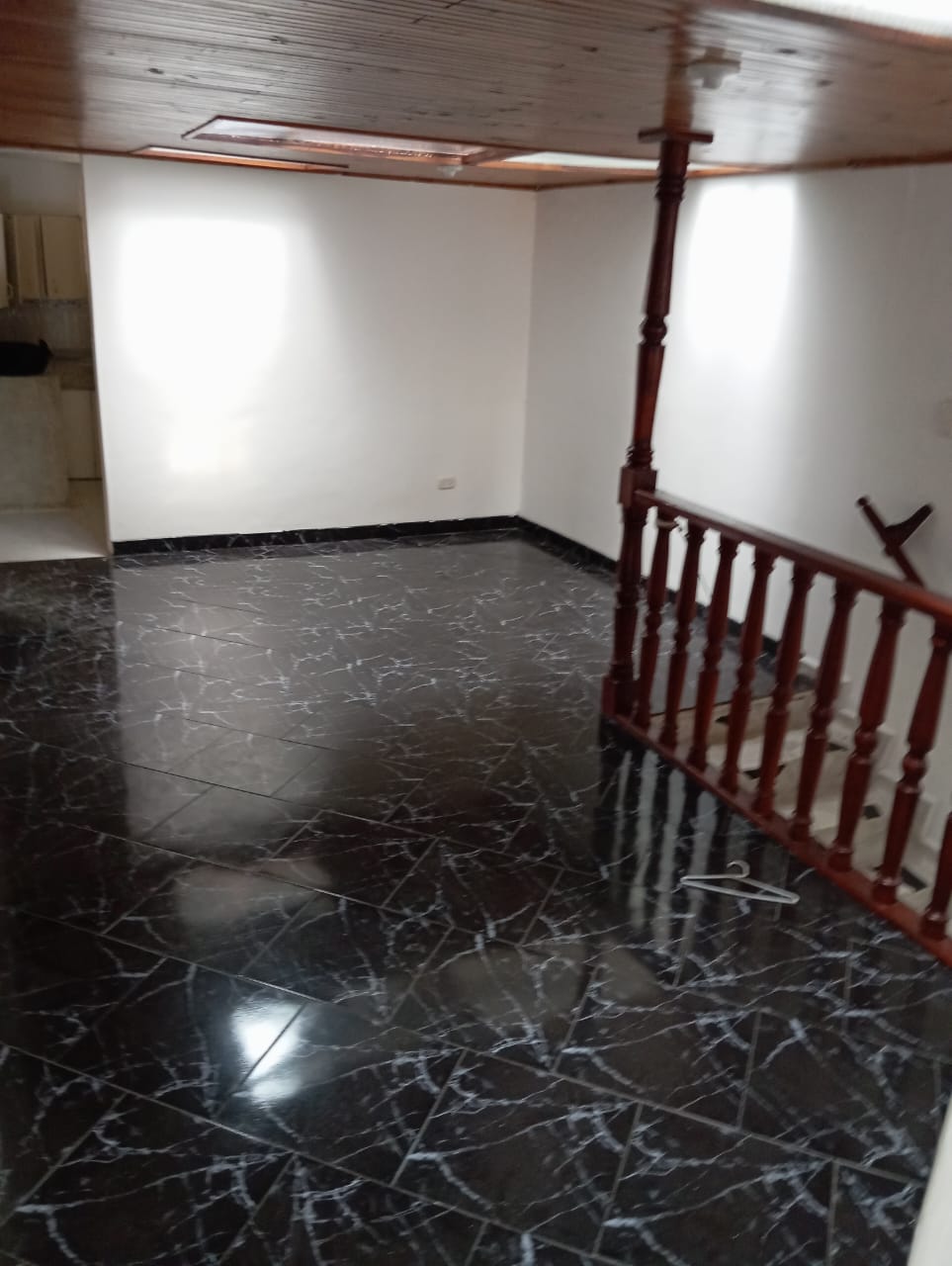 SE VENDE CASA CON RENTA EN EL BOSQUE