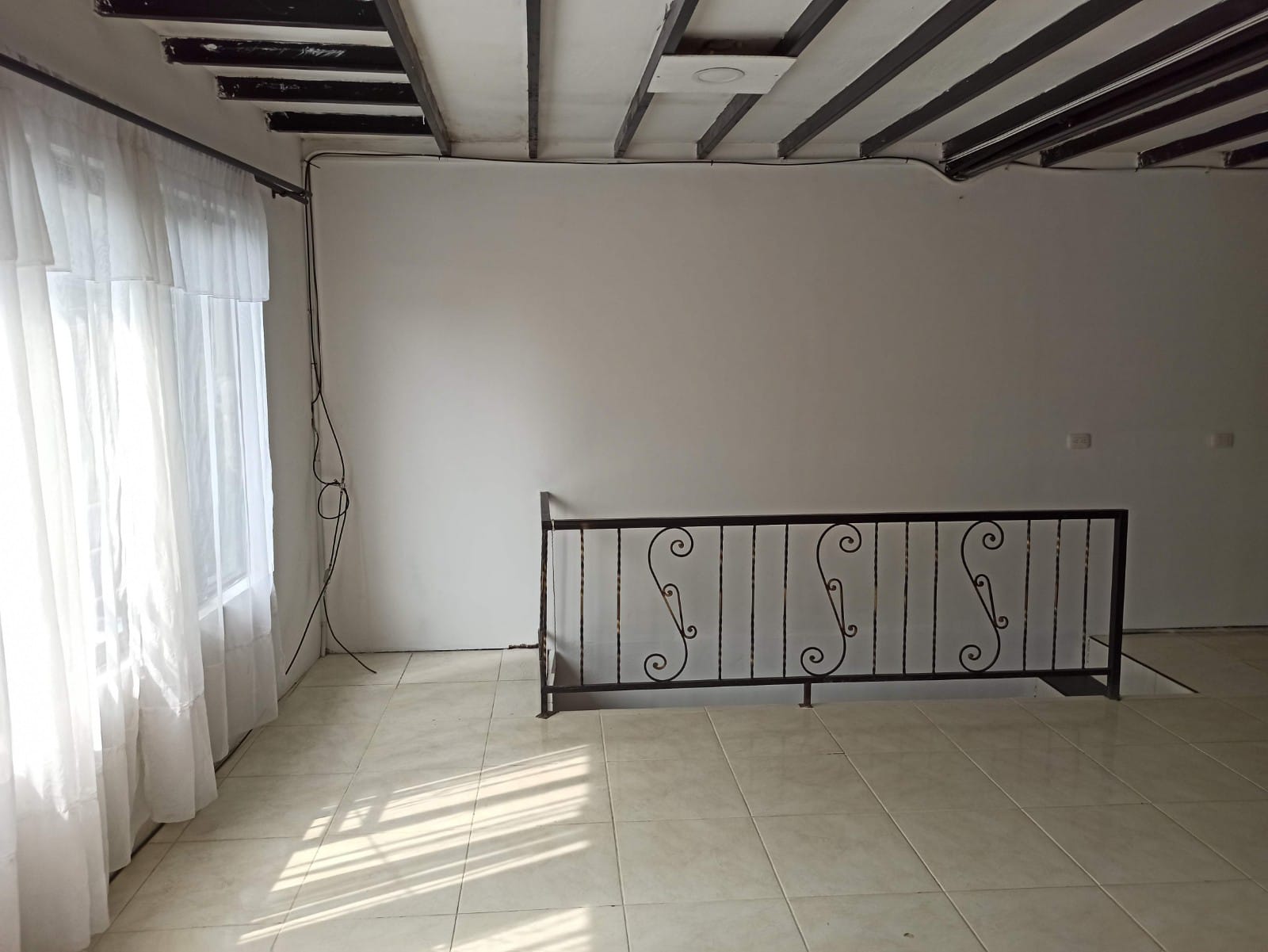 CASA EN VENTA SECTOR ALTOS DEL PORTON