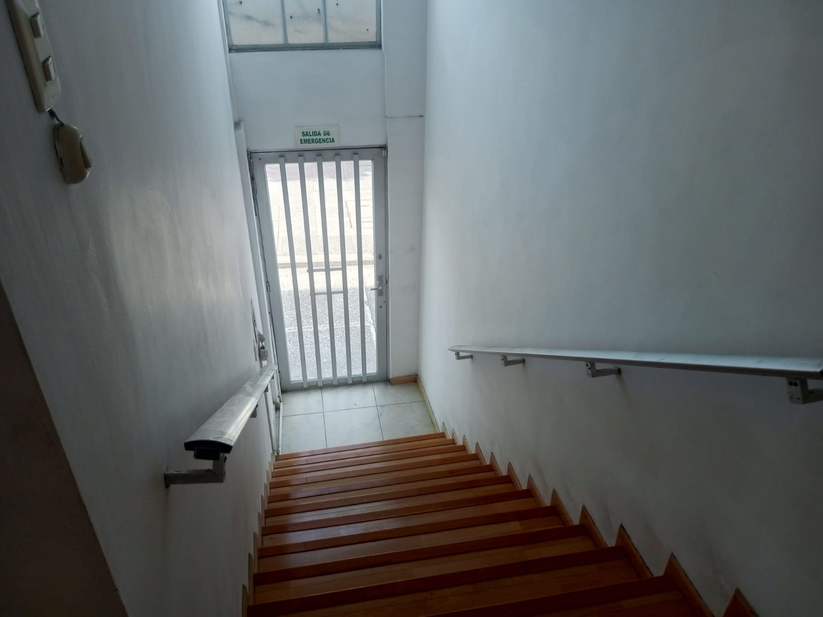 ARRIENDO LOCAL SECTOR AVENIDA SANTANDER