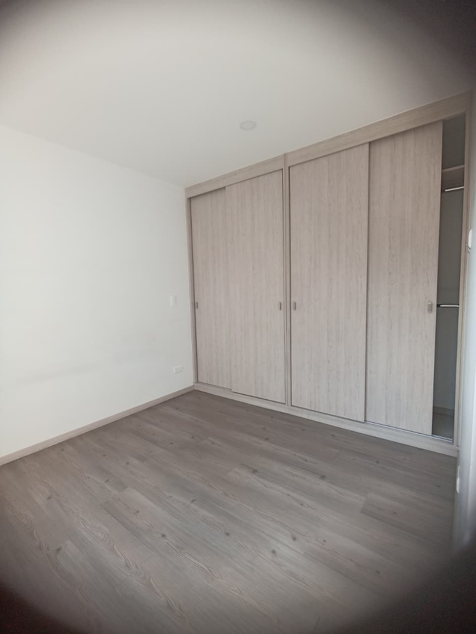 VENTA EXCELENTE APARTAMENTO EN EXPOFERIAS