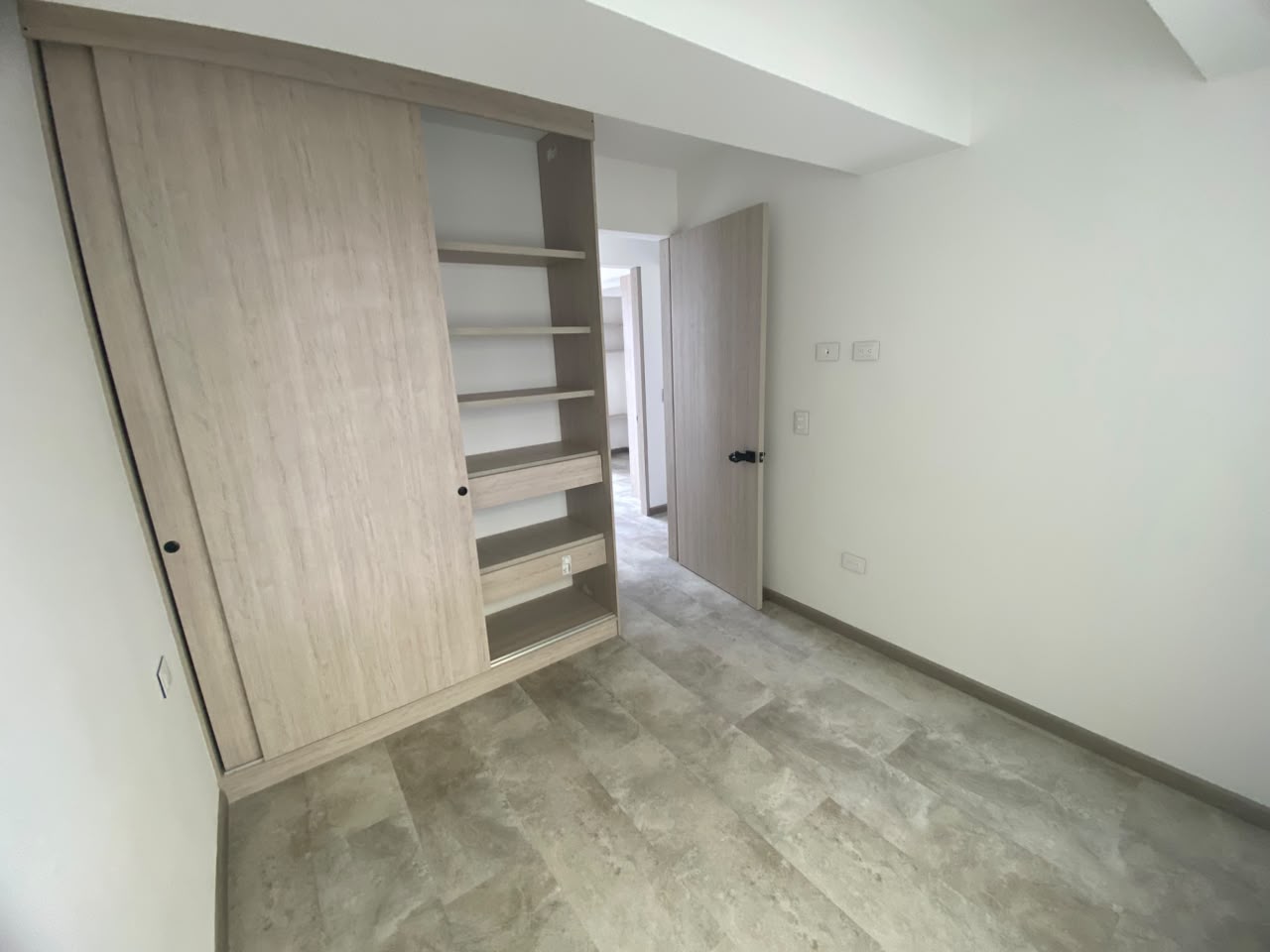 Se arrienda apartamento en Chipre