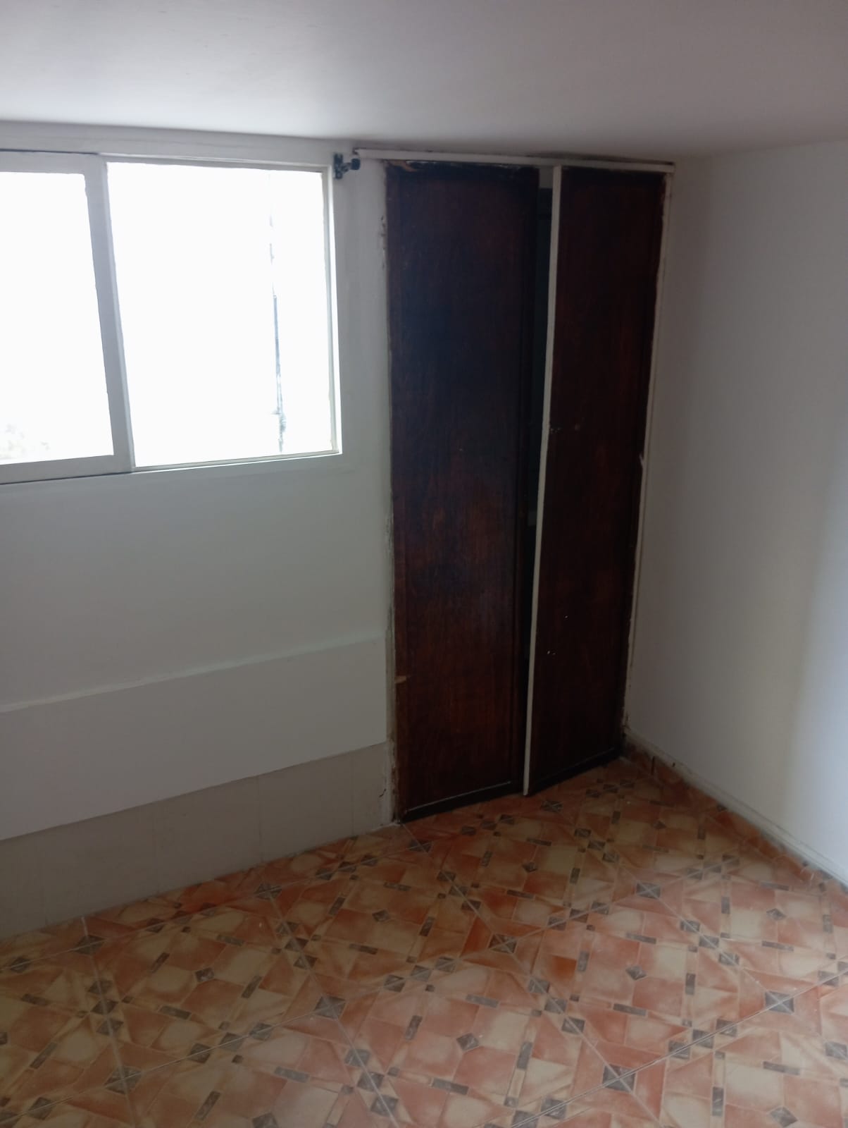SE VENDE CASA CON RENTA EN EL BOSQUE