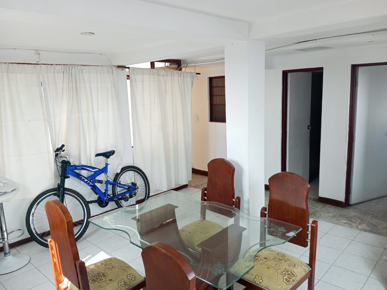 CASA EN VENTA CAMPOAMOR