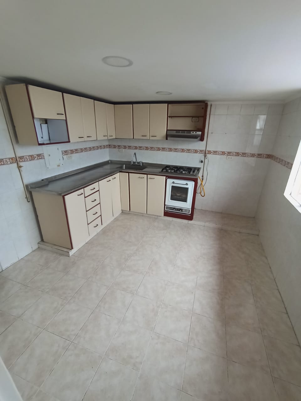 ARRIENDO APARTAMENTO EN EL BOSQUE