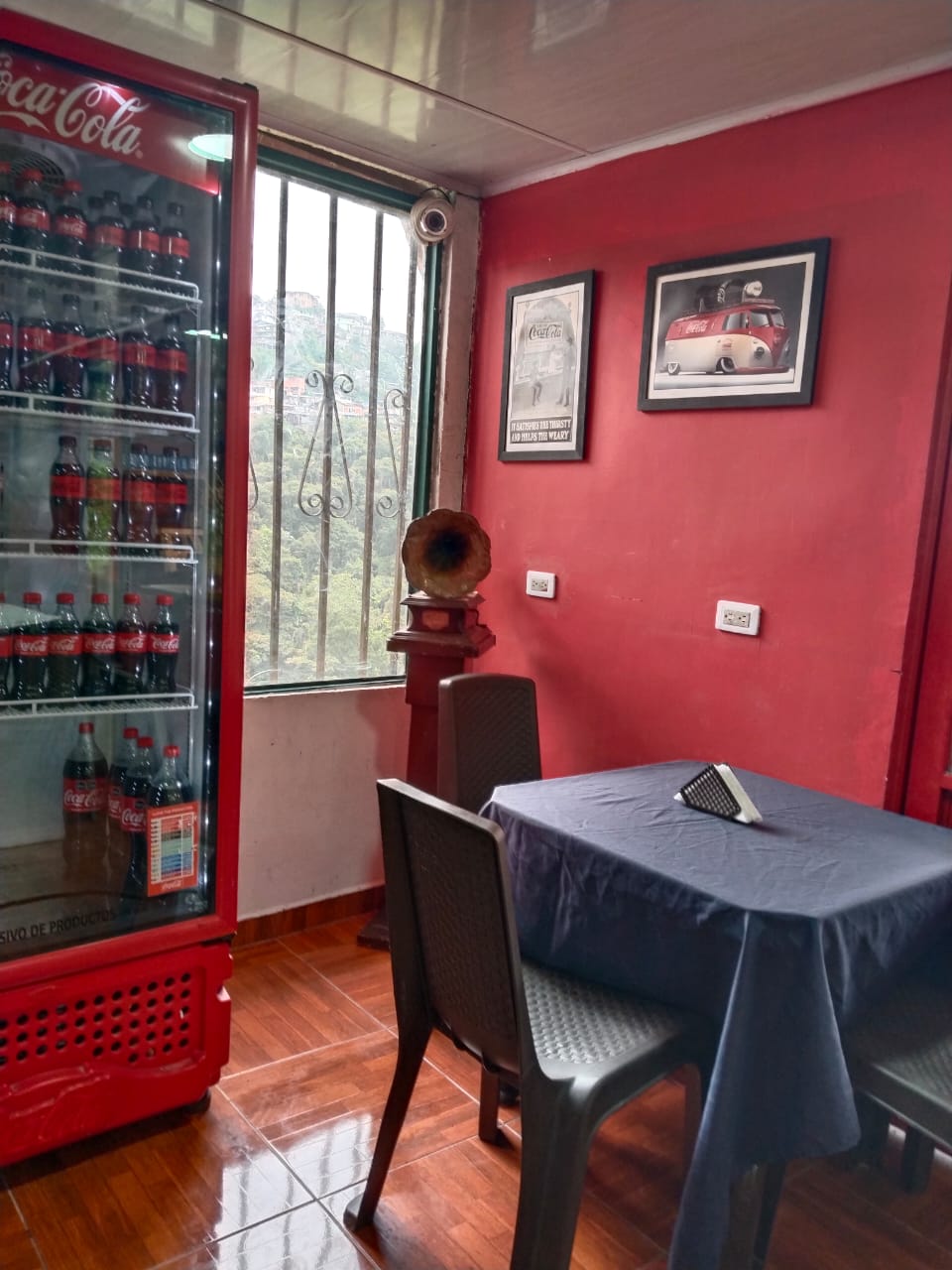CASA CON LOTE Y LOCAL COMERCIAL EN VENTA SECTOR VIA NEIRA VILLAJULIA