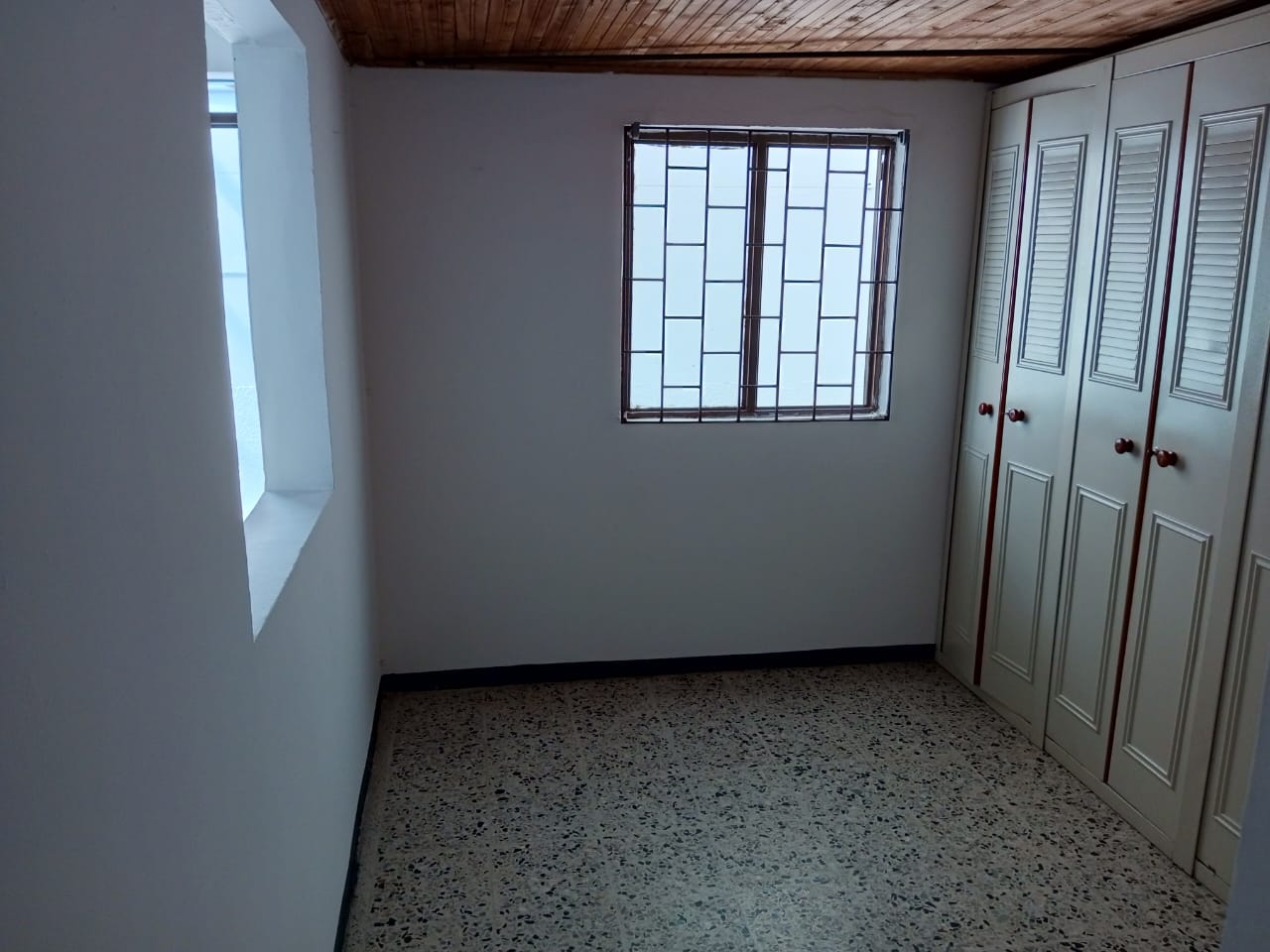 CASA EN VENTA SECTOR BAJO PRADO