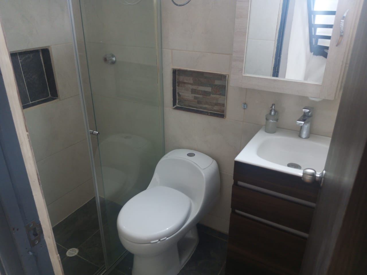 CASA EN VENTA  LA CAROLA