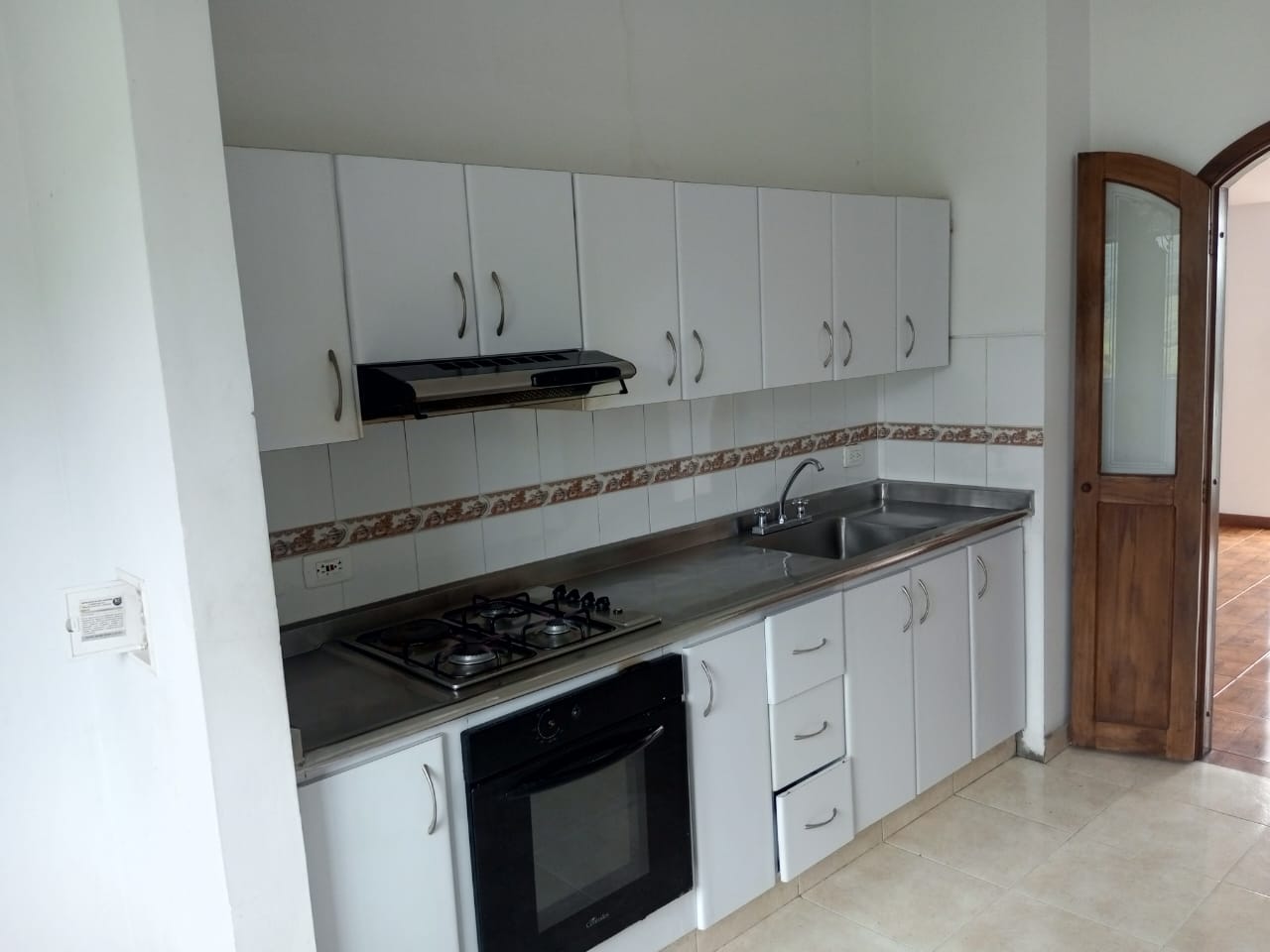 ARRIENDO APARTAMENTO SECTOR  EL TREBOL